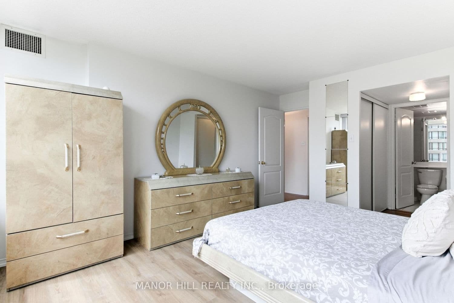 11 Townsgate Drive, Unit 814 thumbnail 26