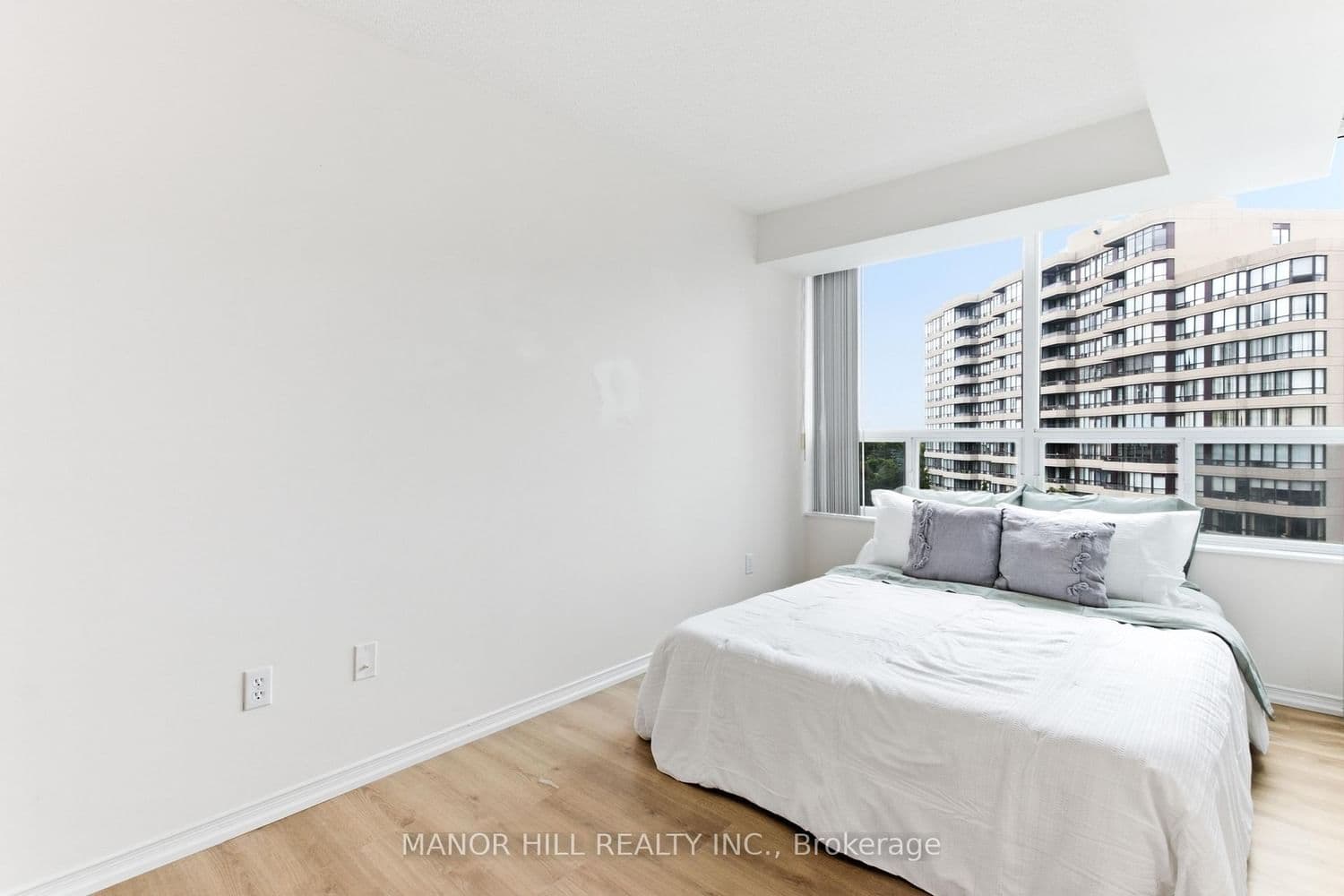 11 Townsgate Drive, Unit 814 thumbnail 31