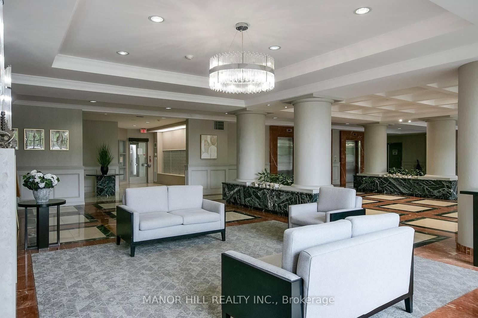 11 Townsgate Drive, Unit 814 thumbnail 4