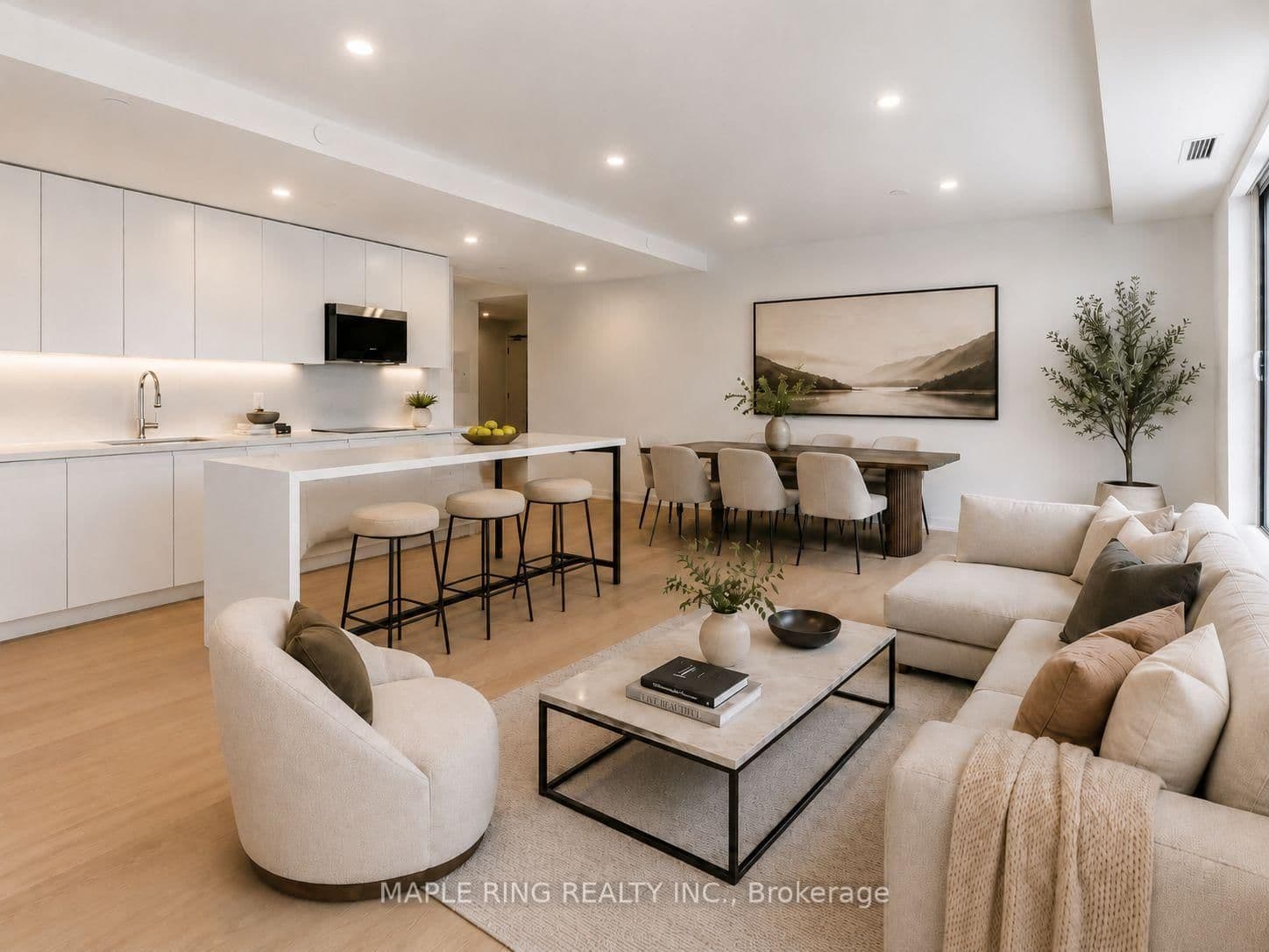 474 Caldari Road, Unit 704 thumbnail 2