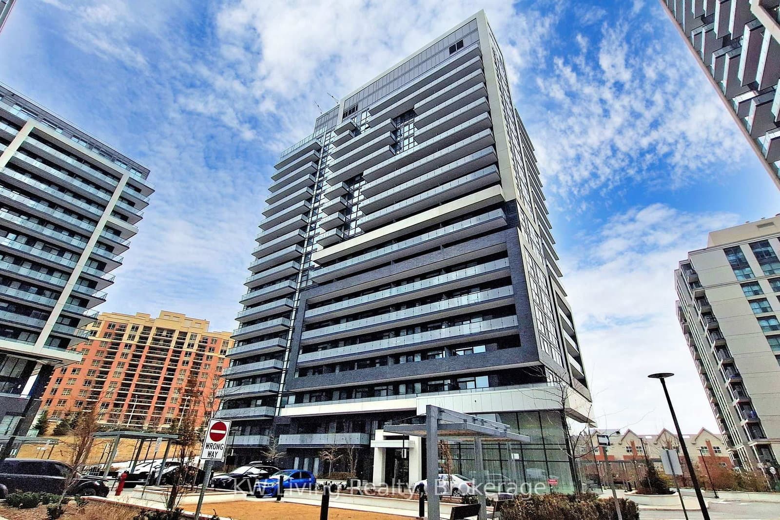 75 Oneida Crescent, Unit 1703 thumbnail 3