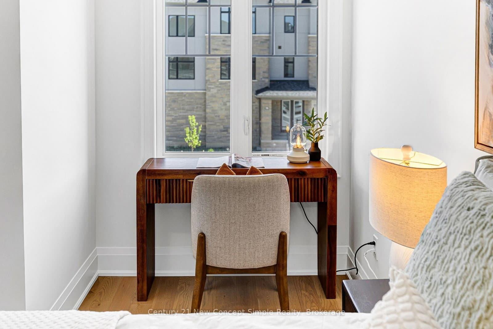 178 Leslie Richards Street thumbnail 35