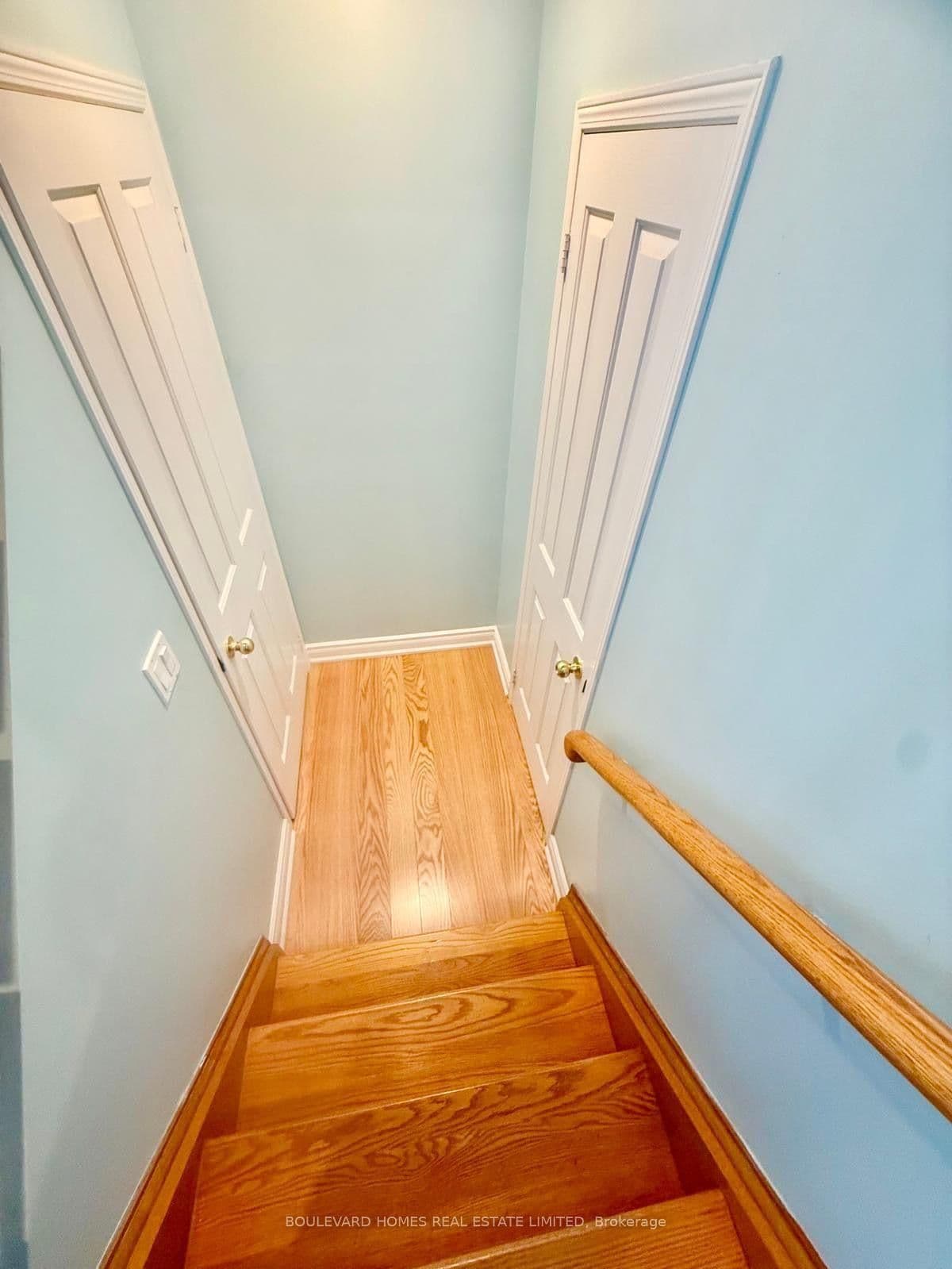 20 Russell Hill Road thumbnail 23
