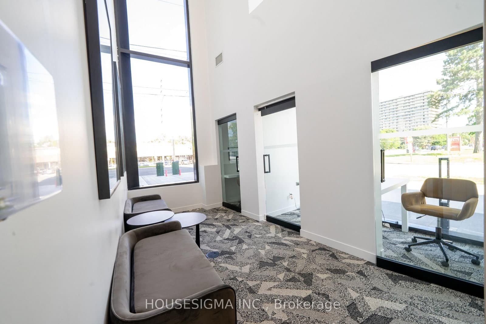 8188 Yonge Street, Unit 820 thumbnail 20