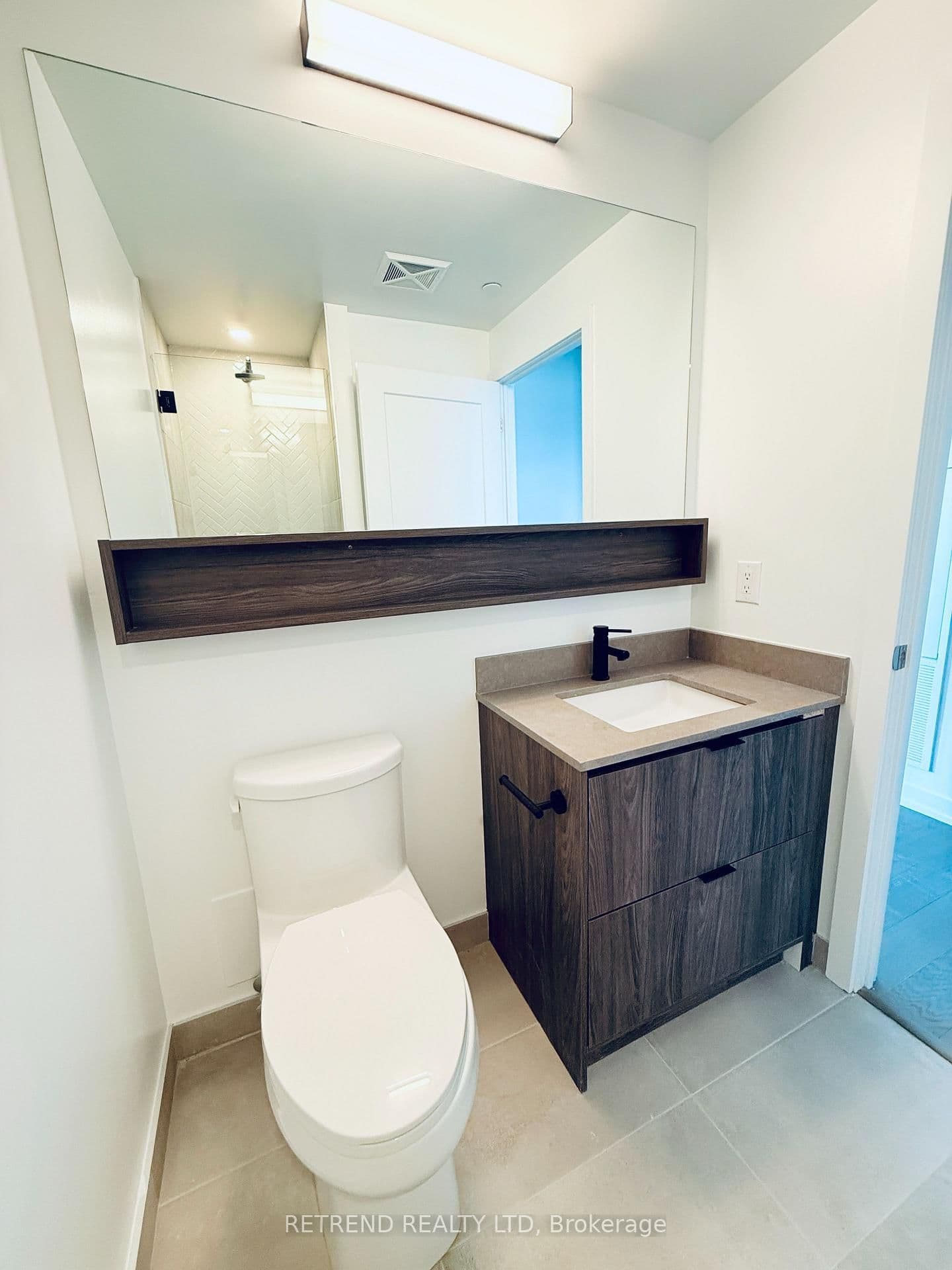 8888 Yonge Street, Unit 902 thumbnail 11