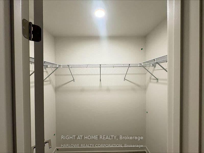 8119 Birchmount Road, Unit 930 thumbnail 10
