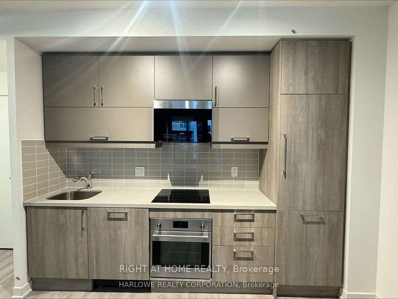 8119 Birchmount Road, Unit 930 thumbnail 5