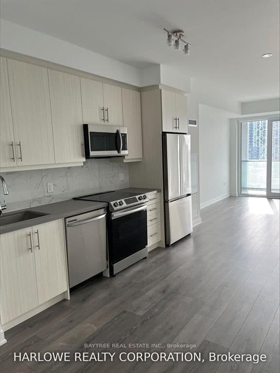 95 Oneida Crescent, Unit 603 - Image 1