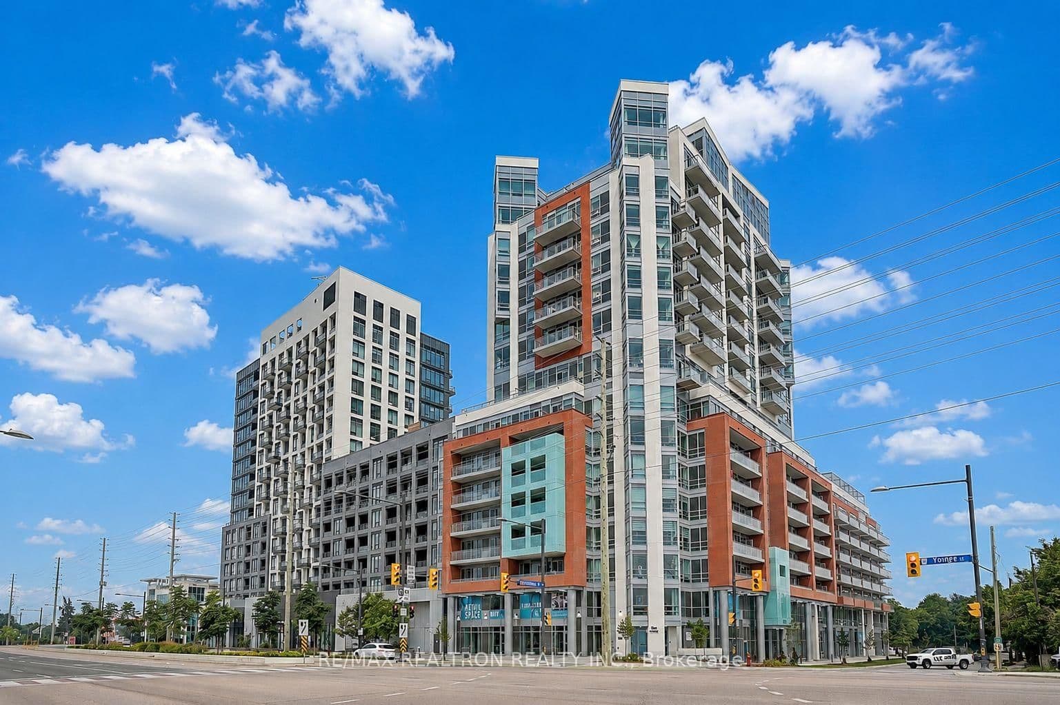 8888 Yonge Street, Unit 426 - Image 1