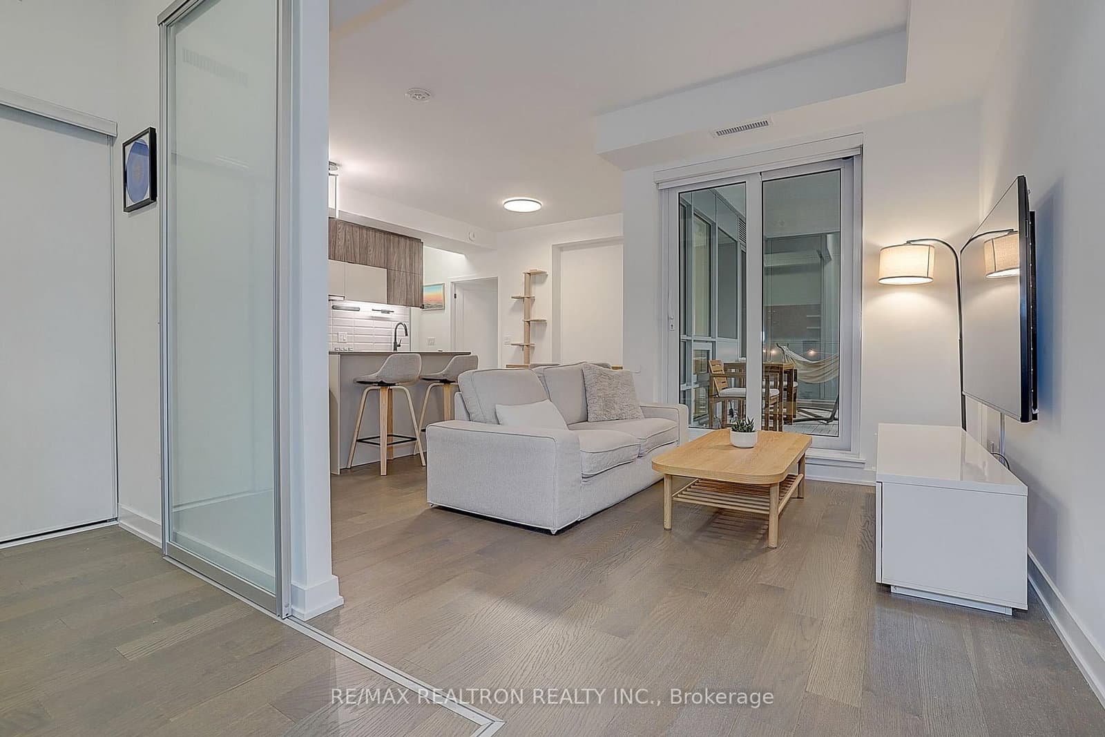 8888 Yonge Street, Unit 426 thumbnail 11