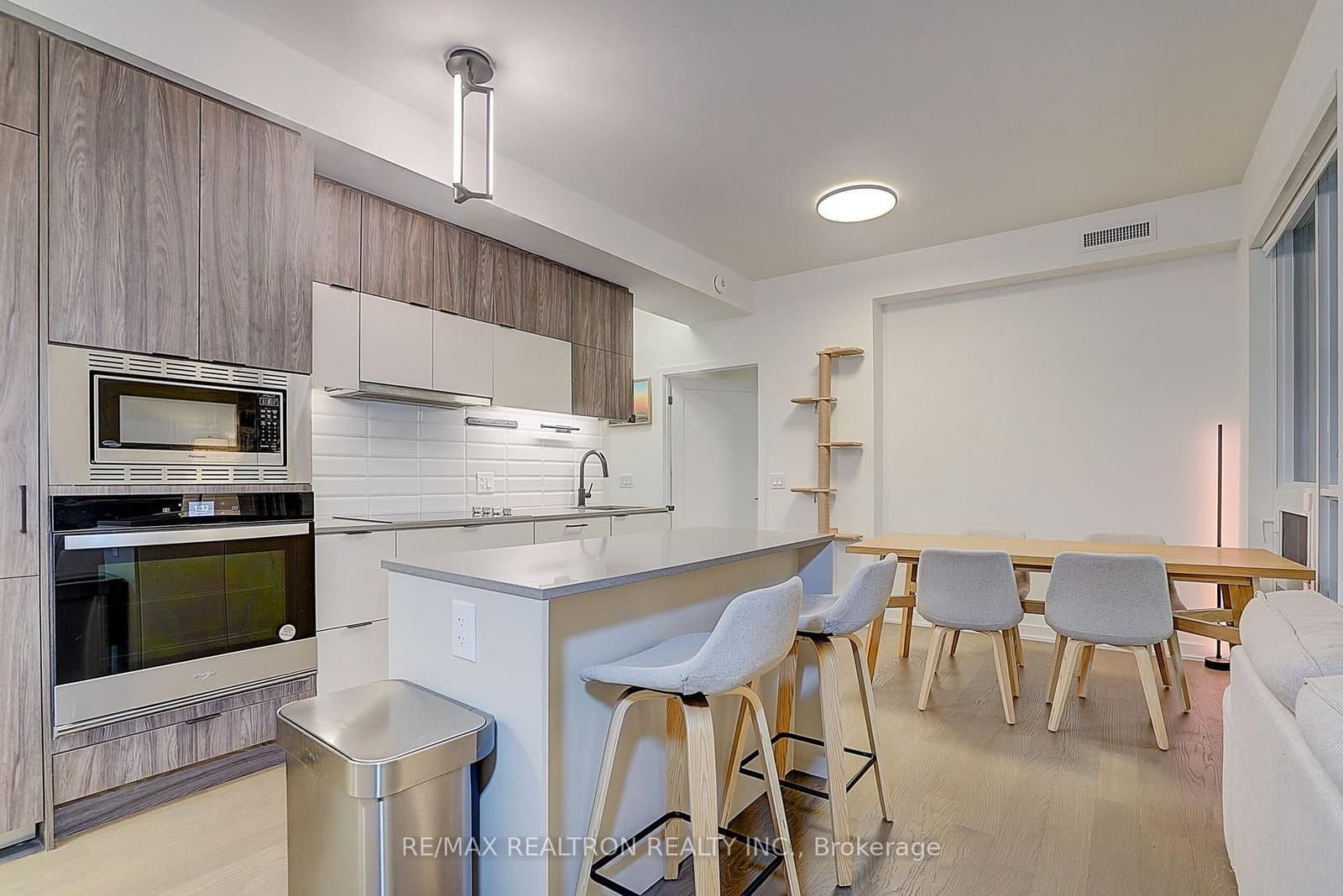 8888 Yonge Street, Unit 426 thumbnail 19