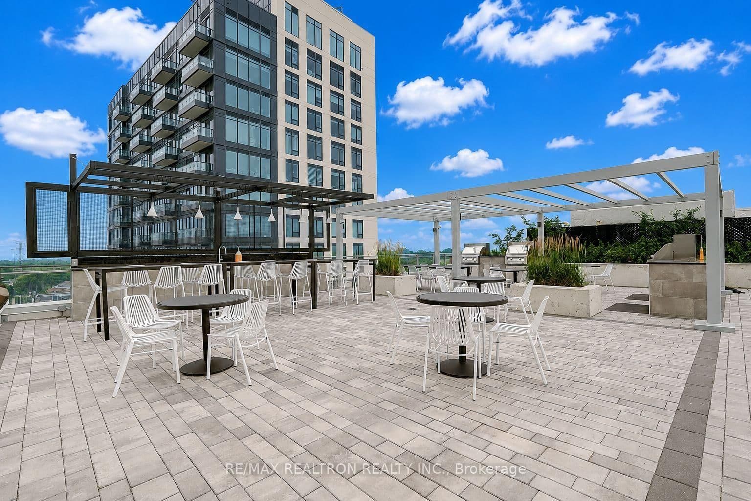 8888 Yonge Street, Unit 426 thumbnail 44