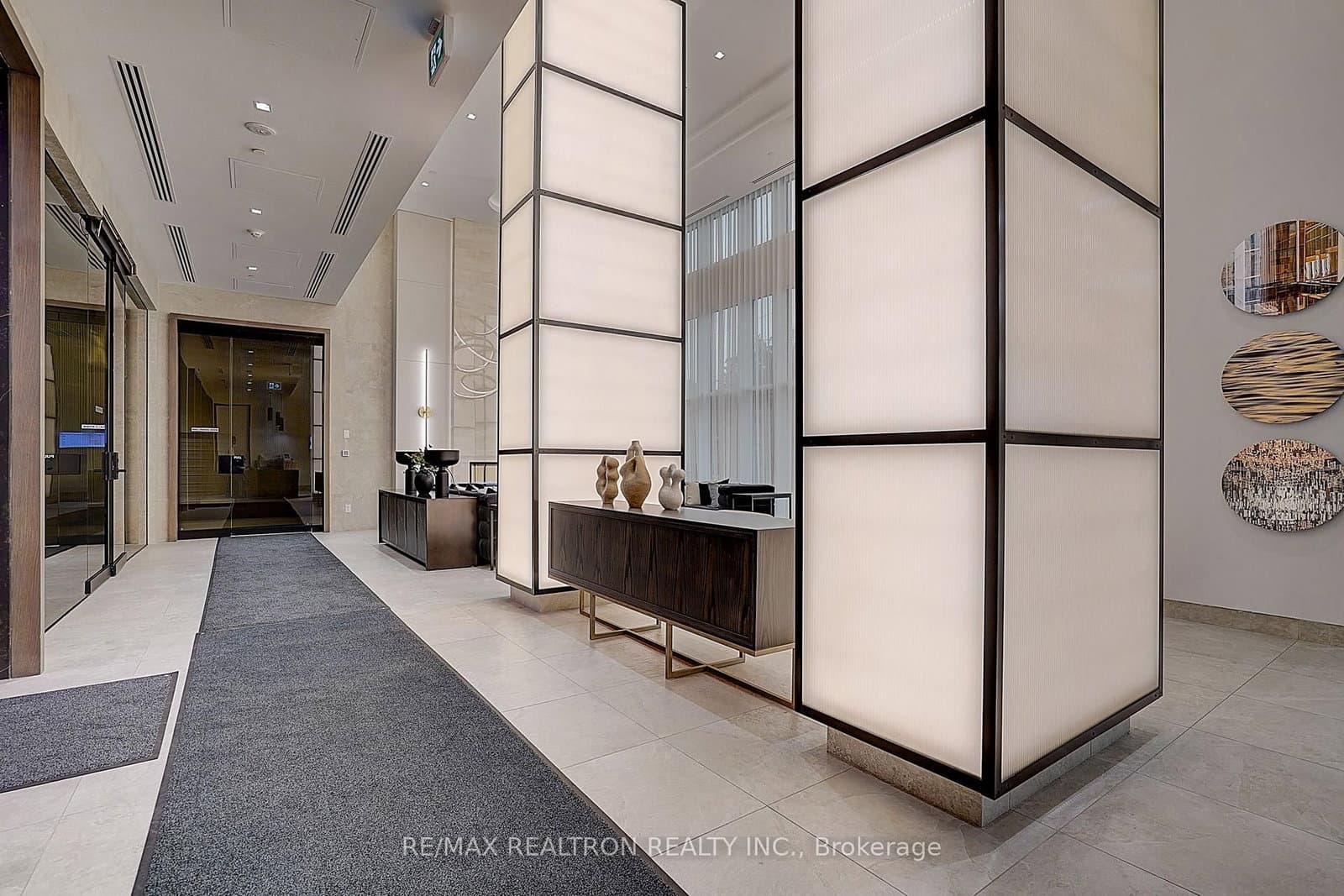 8888 Yonge Street, Unit 426 thumbnail 5