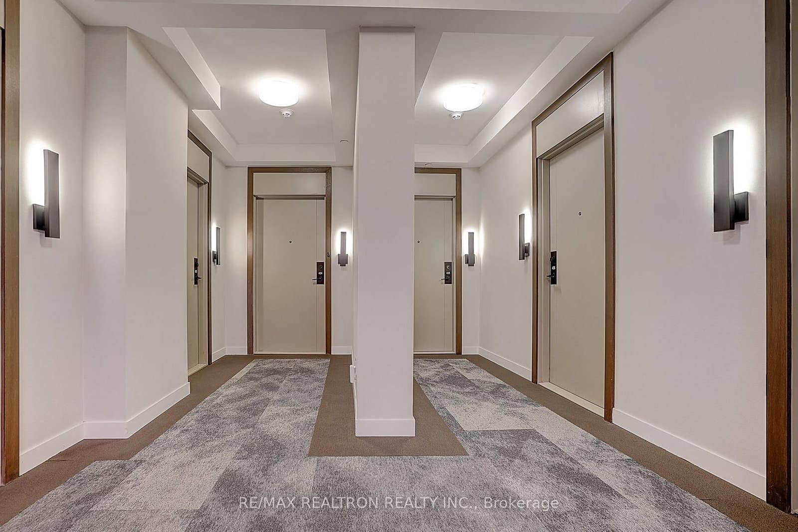 8888 Yonge Street, Unit 426 thumbnail 9