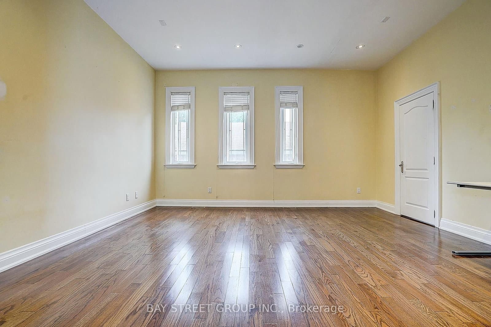 103 Lake Avenue thumbnail 10