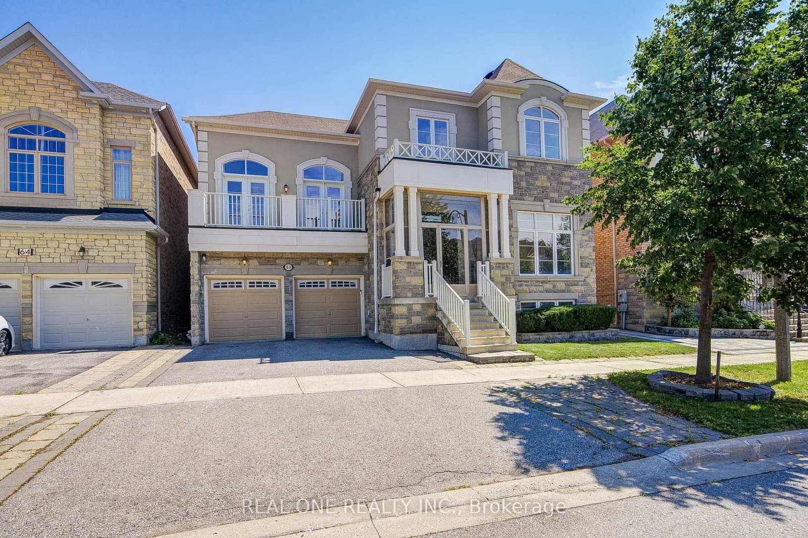 66 Wozniak Crescent - Image 1
