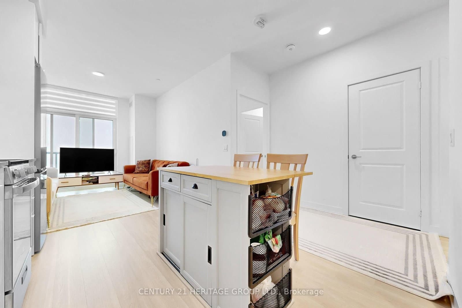 30 Upper Mall Way, Unit 3504 thumbnail 14