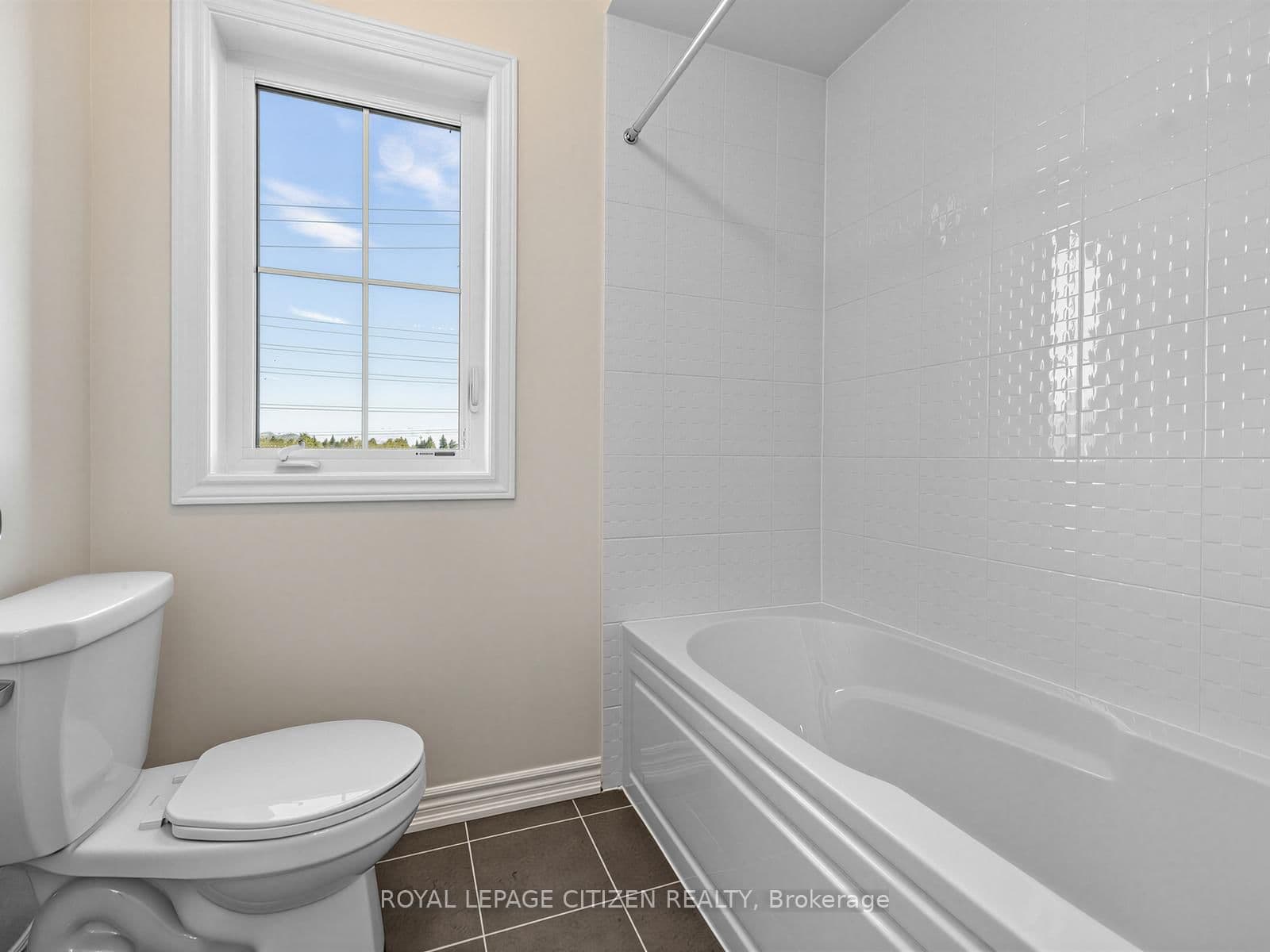 2 Lawrence D. Pridham Avenue thumbnail 22