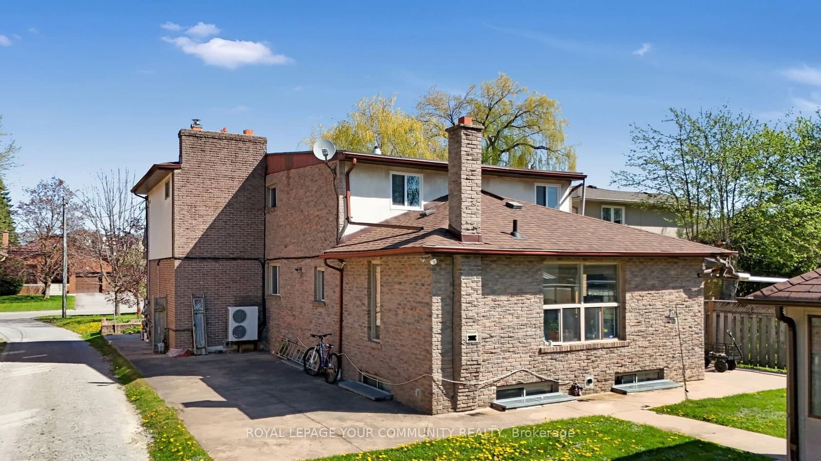 197 Douglas Road thumbnail 15