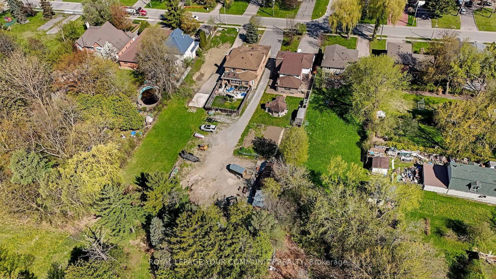 197 Douglas Road thumbnail 8