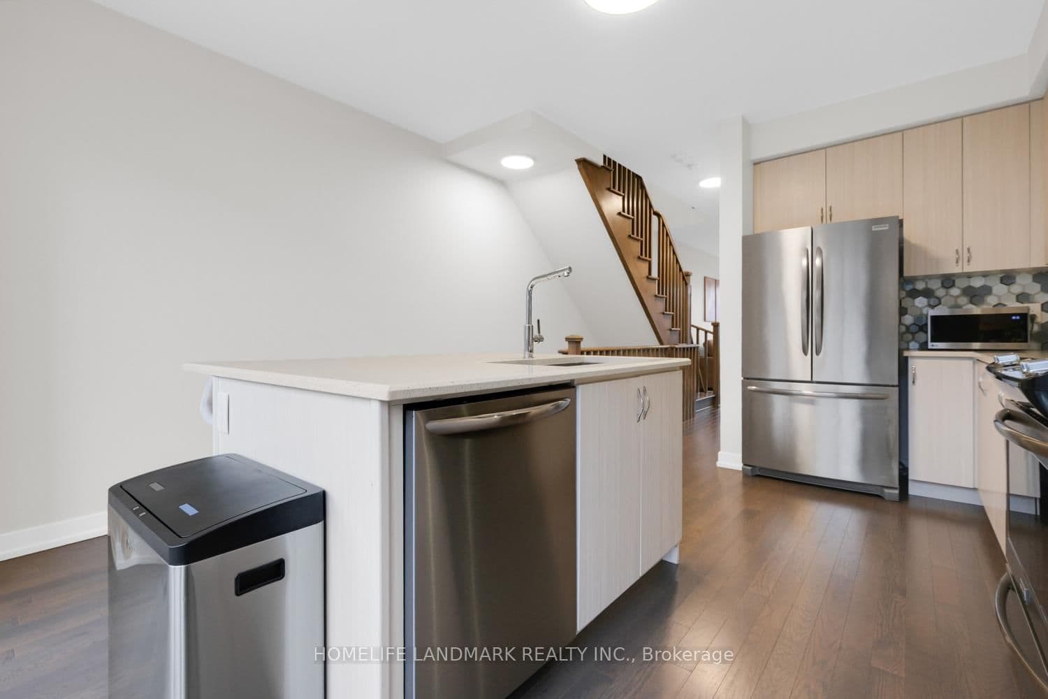 217 Salterton Circle thumbnail 14