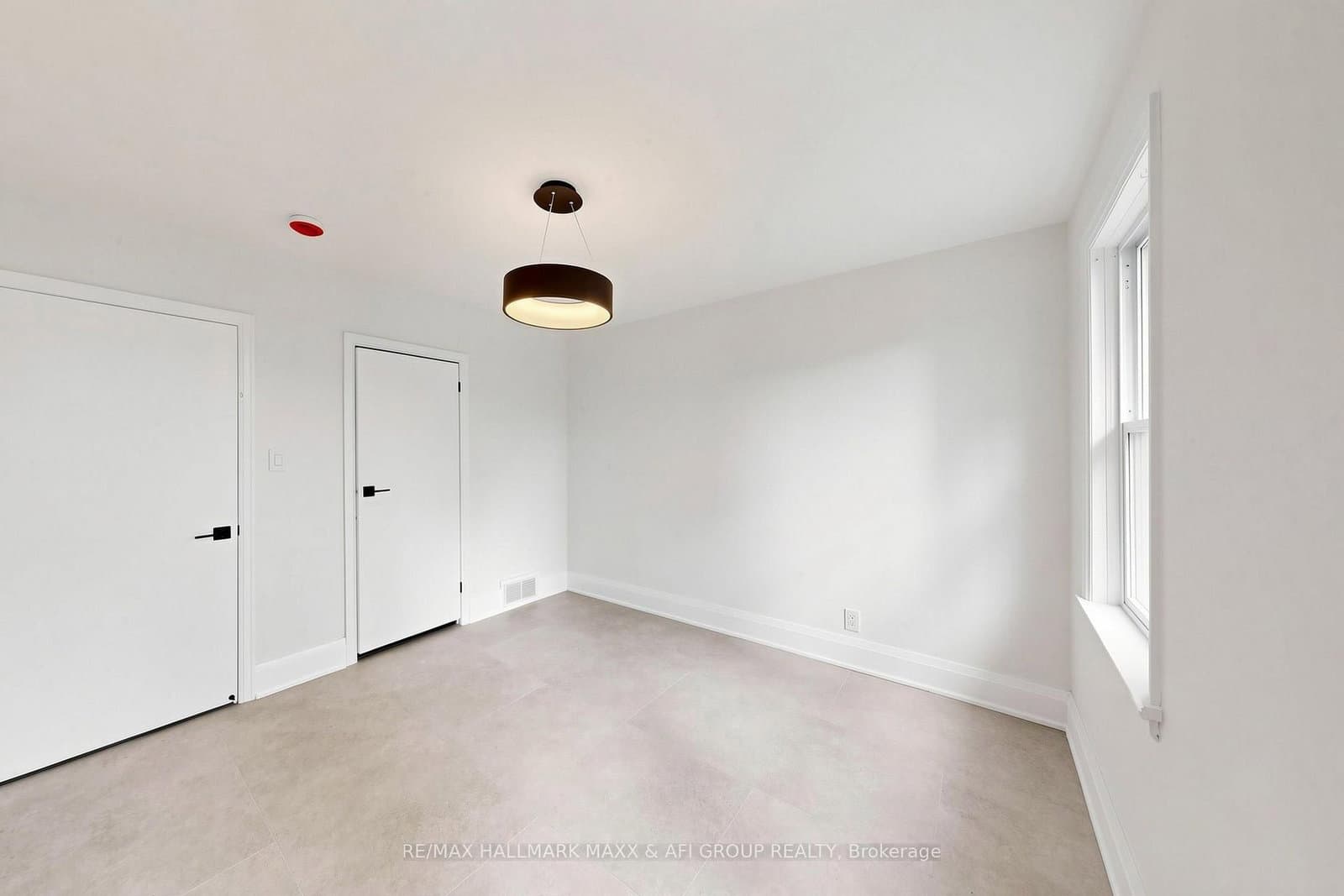 25 Harding Boulevard thumbnail 16