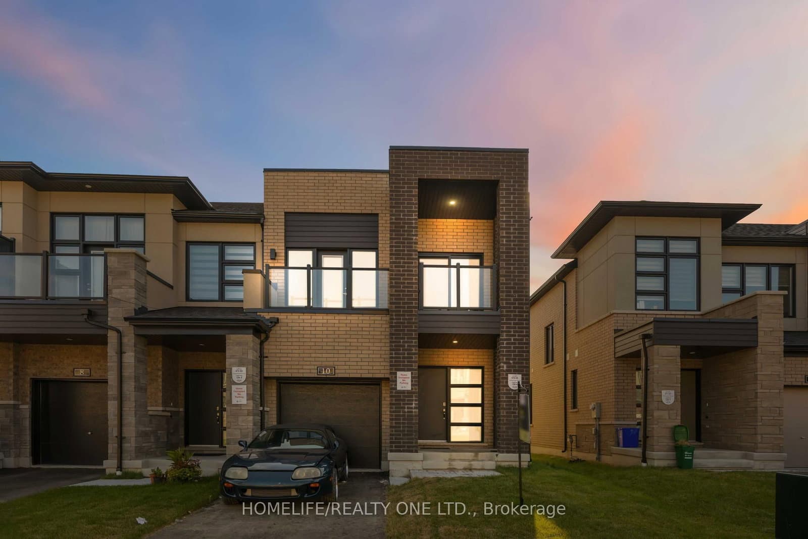 10 Harvey Bunker Crescent thumbnail 2