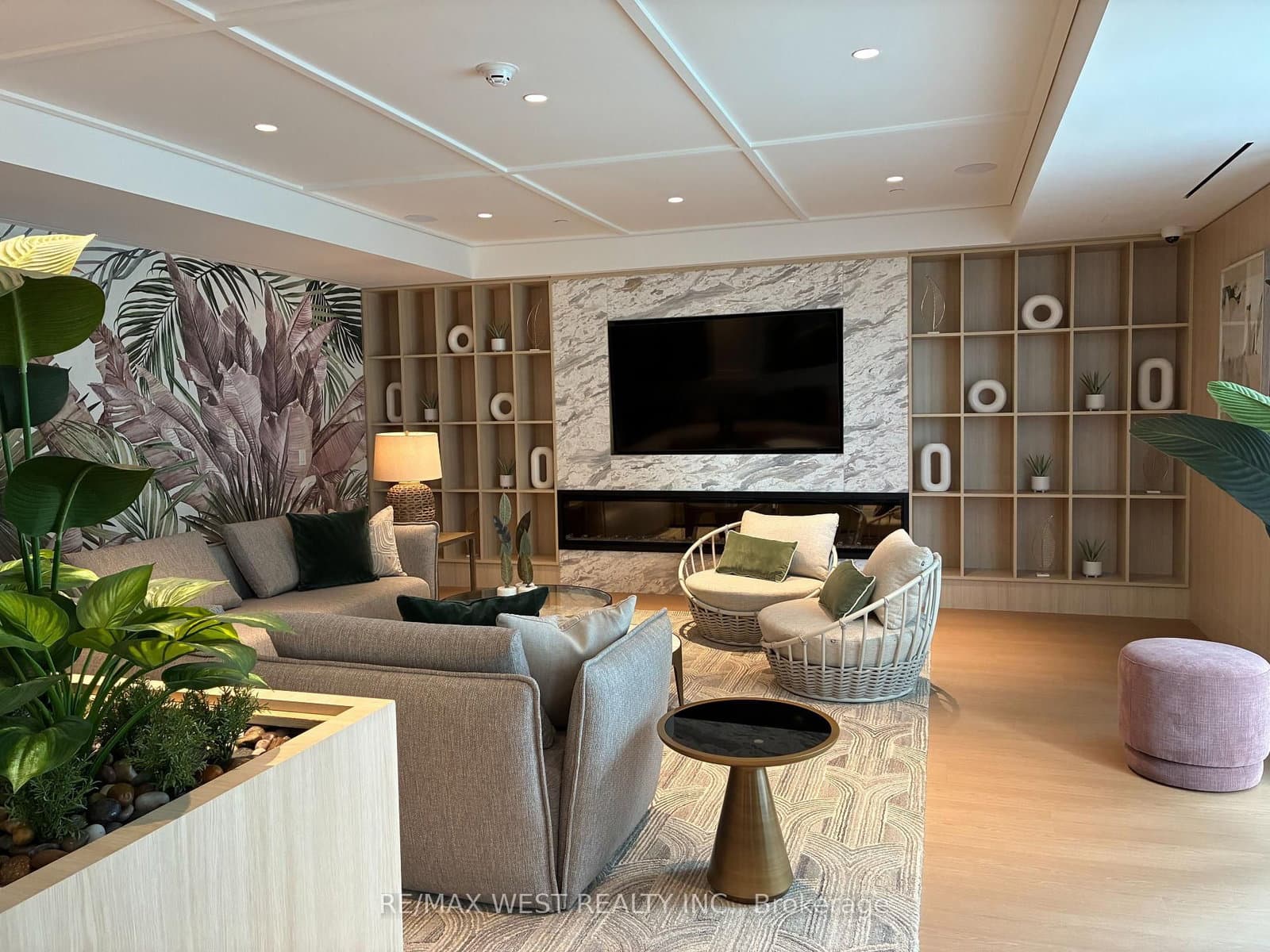 21 Meadowdale Road, Unit 1004 thumbnail 38