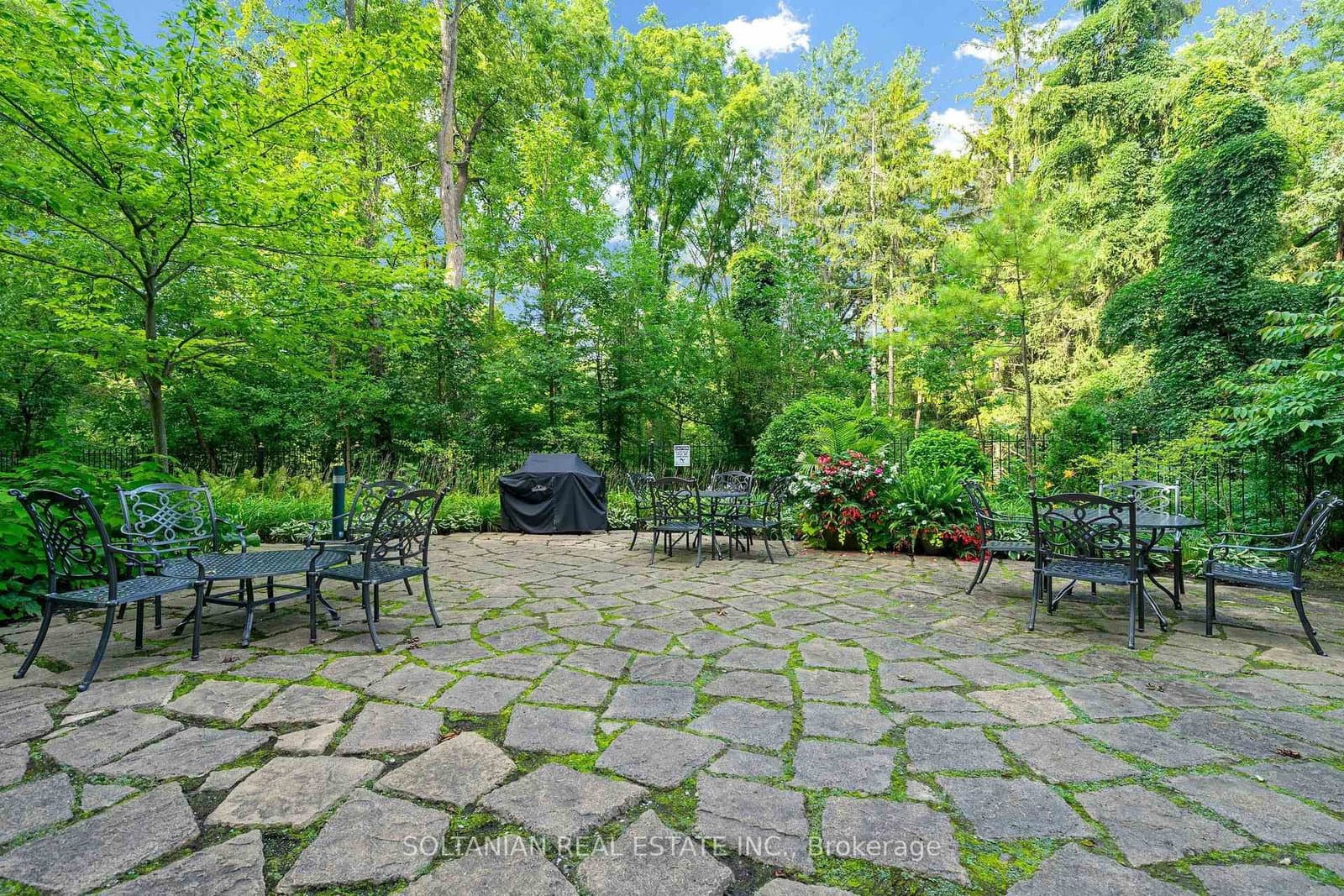 7071 Bayview Avenue, Unit 212 thumbnail 46