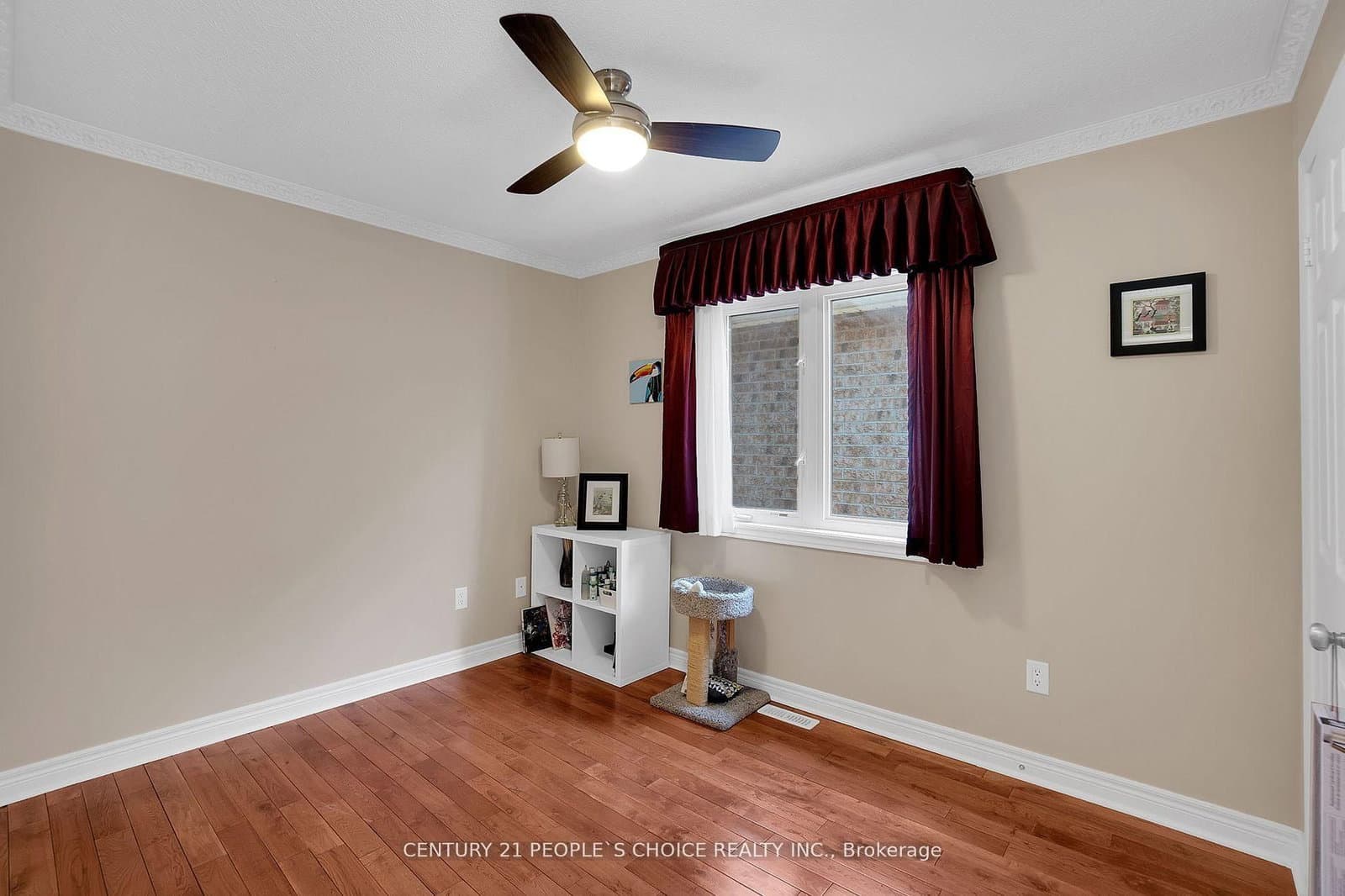 160 Carrier Crescent thumbnail 17