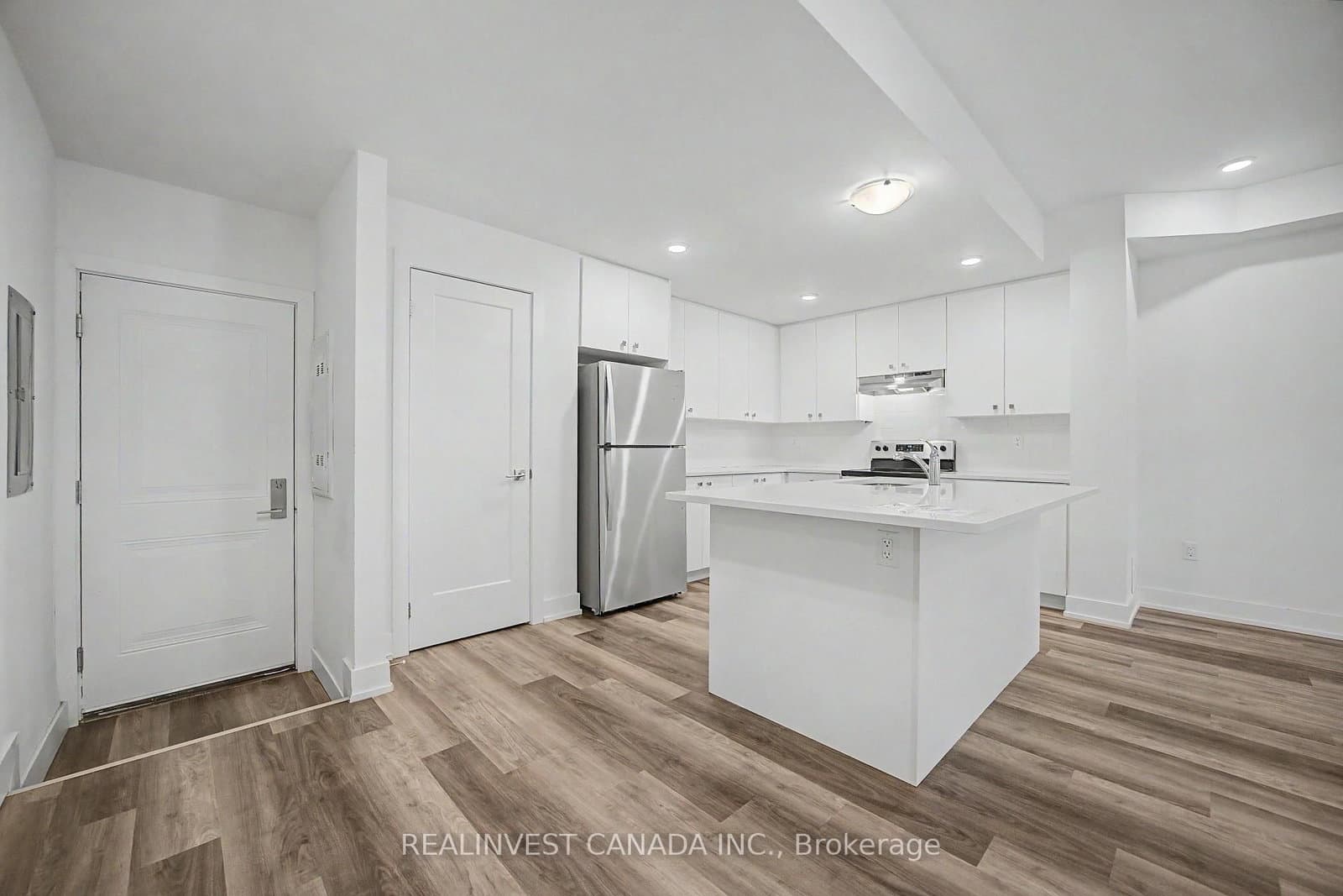 3 Bond Crescent, Unit 10 thumbnail 19