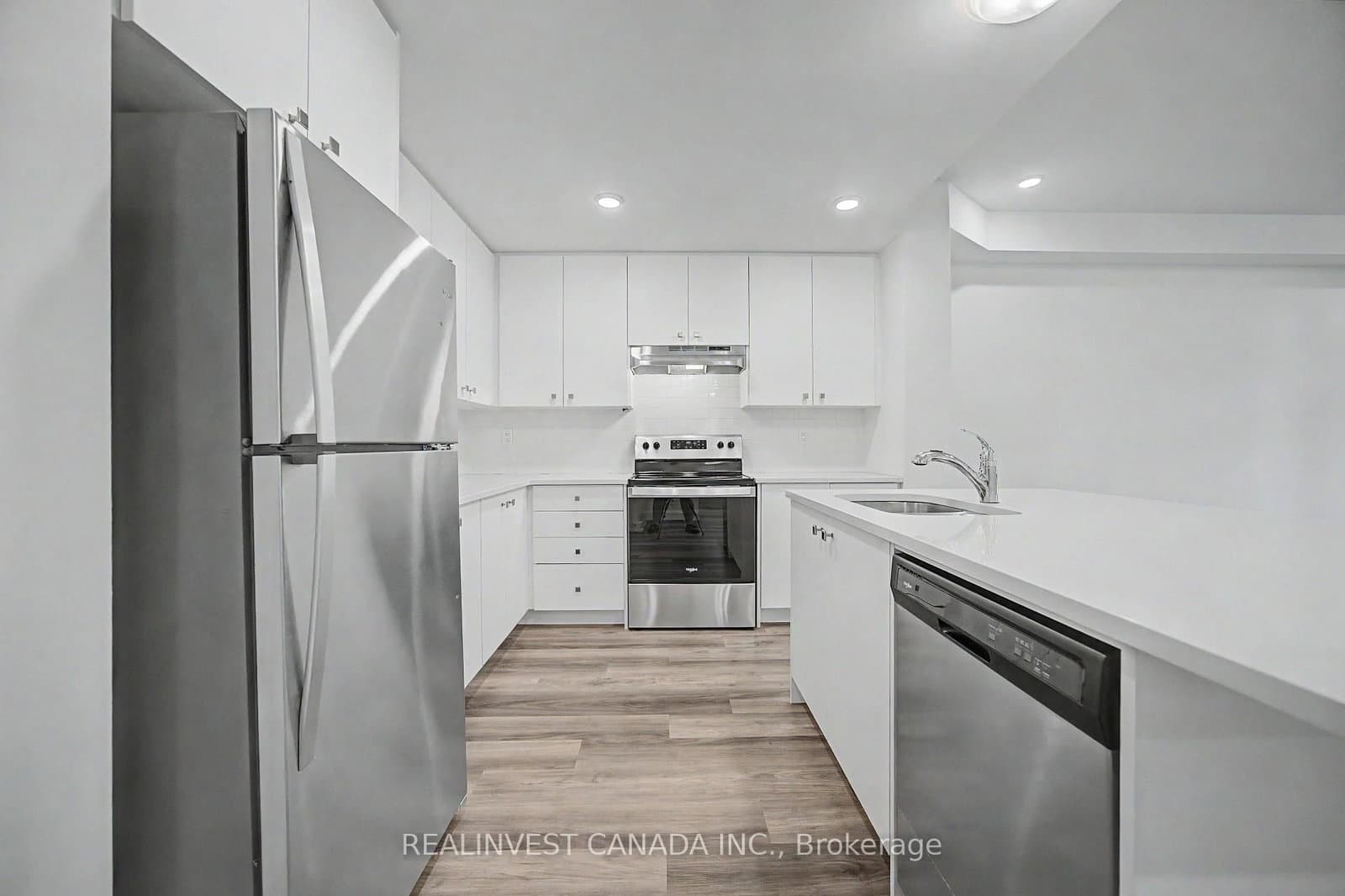 3 Bond Crescent, Unit 10 thumbnail 20