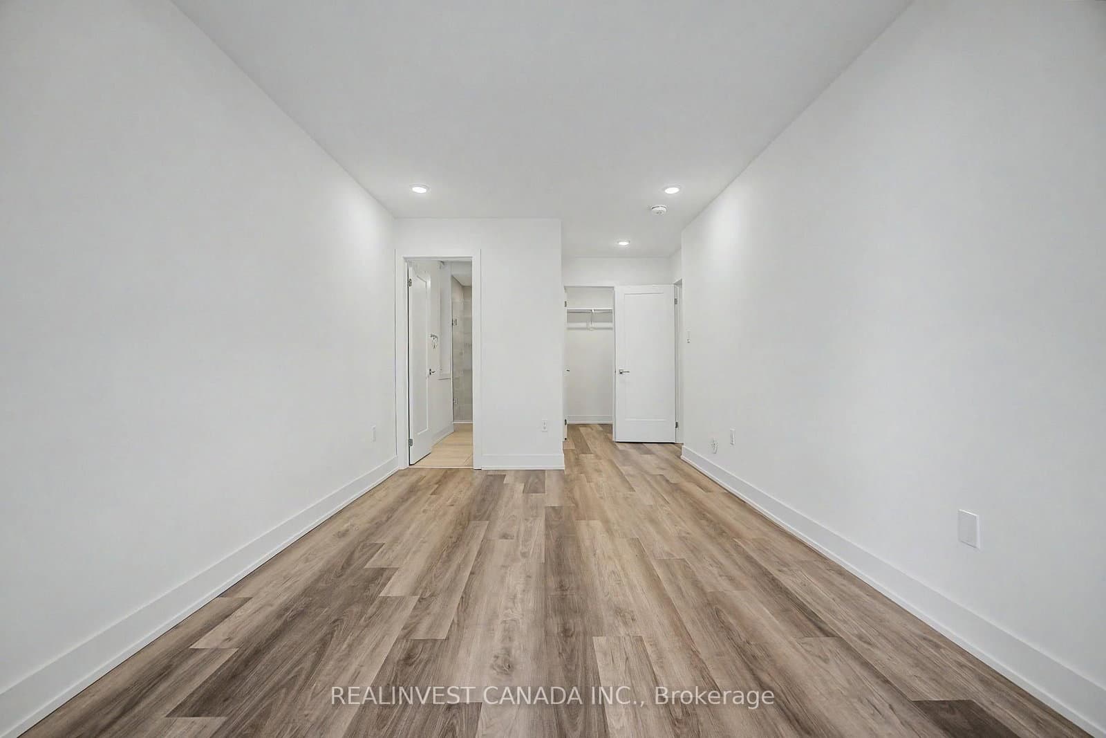 3 Bond Crescent, Unit 10 thumbnail 24