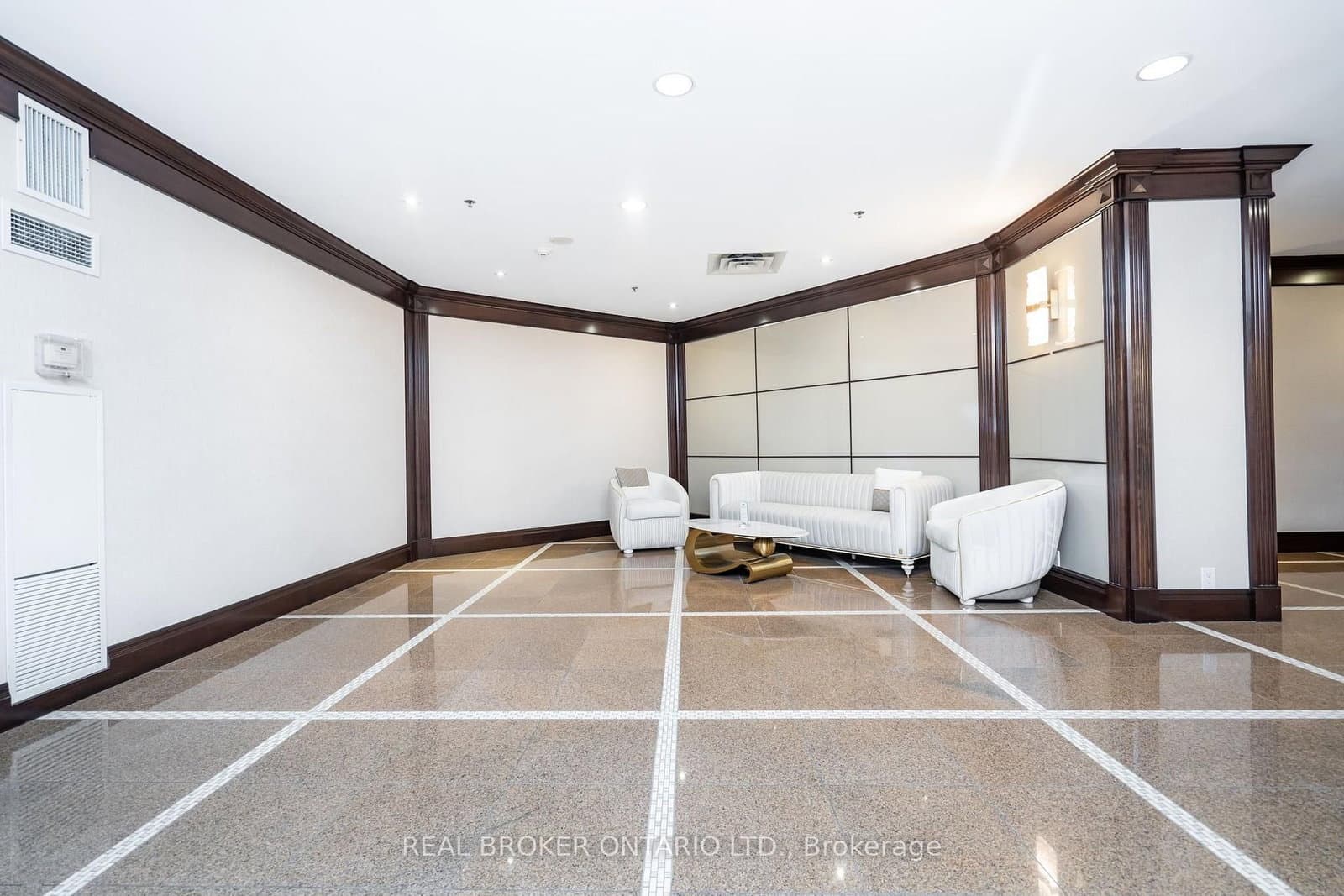 18 Harding Boulevard, Unit PH208 thumbnail 15