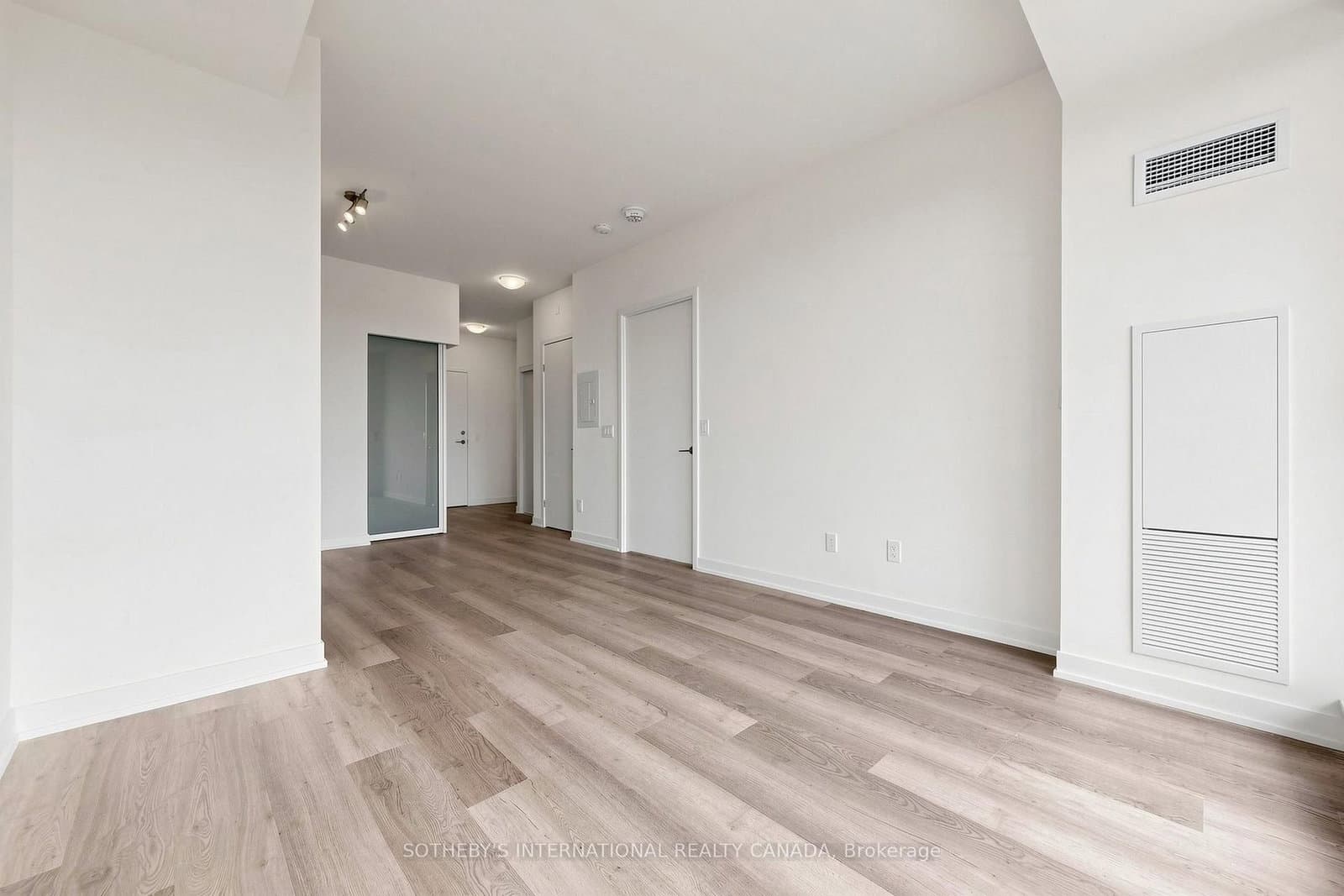 2 David Eyer Road, Unit 1323 thumbnail 9