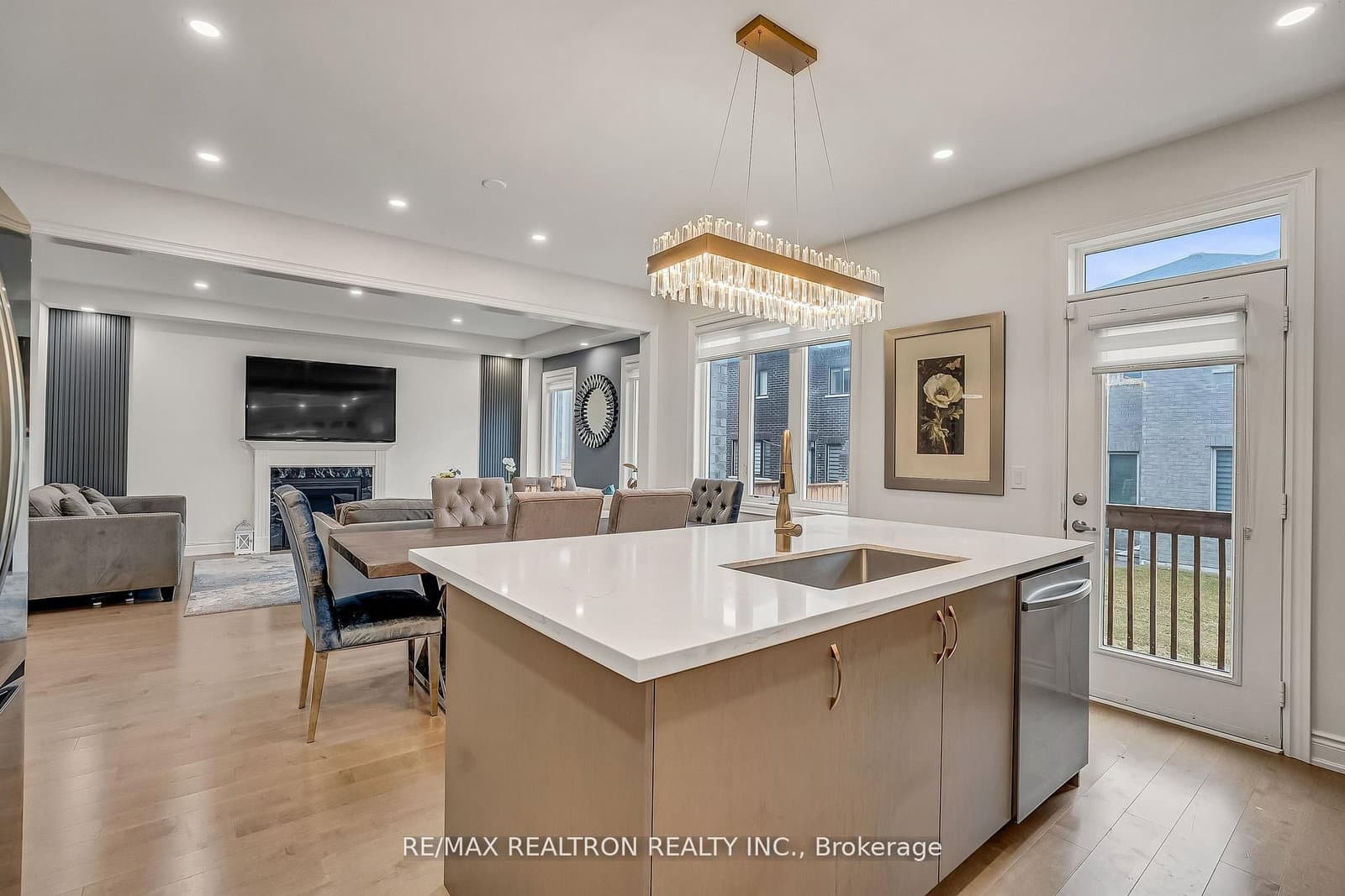 135 Prairie Rose Drive thumbnail 19