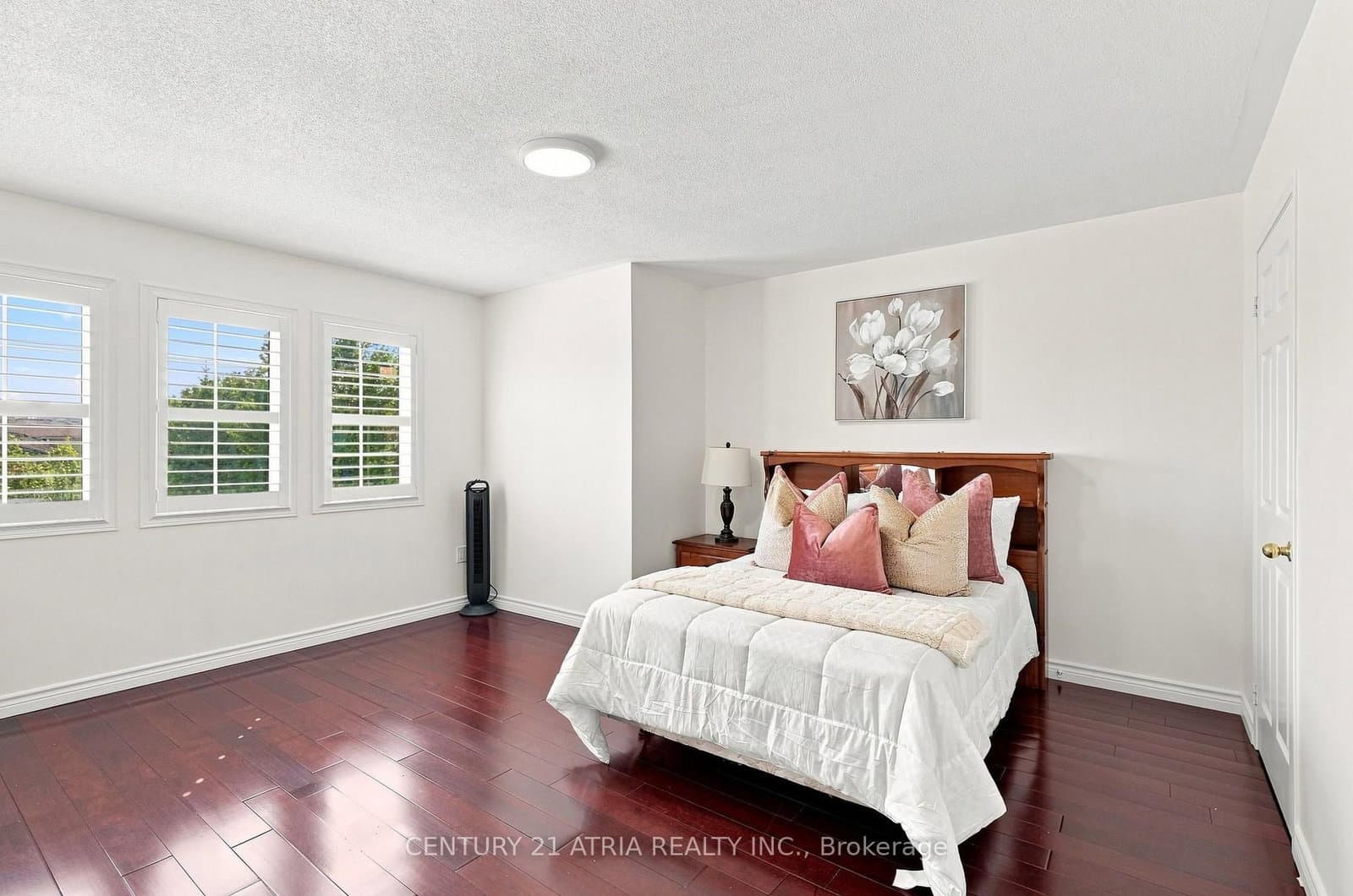 136 Rollinghill Road thumbnail 20