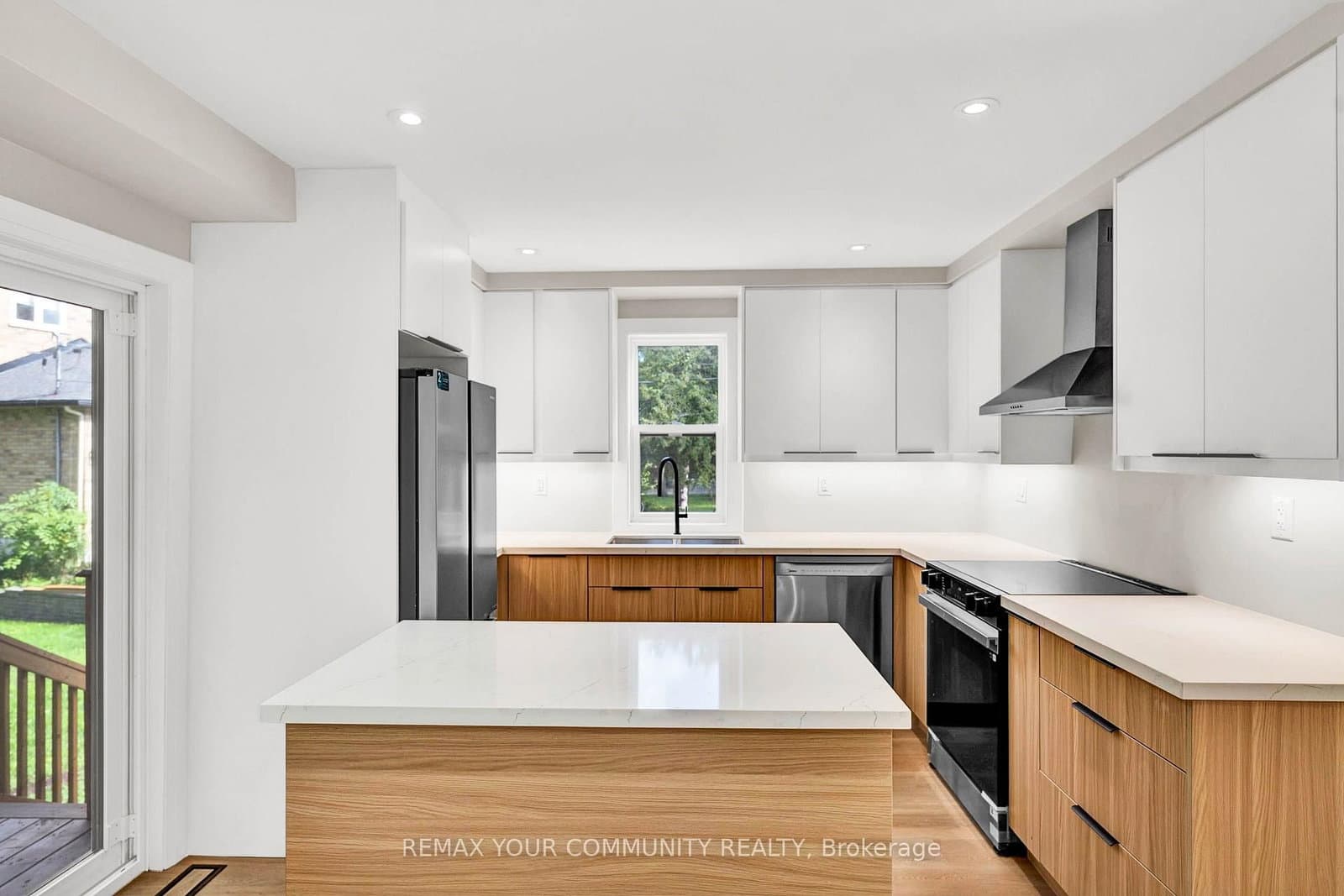 137 Clarence Street thumbnail 10