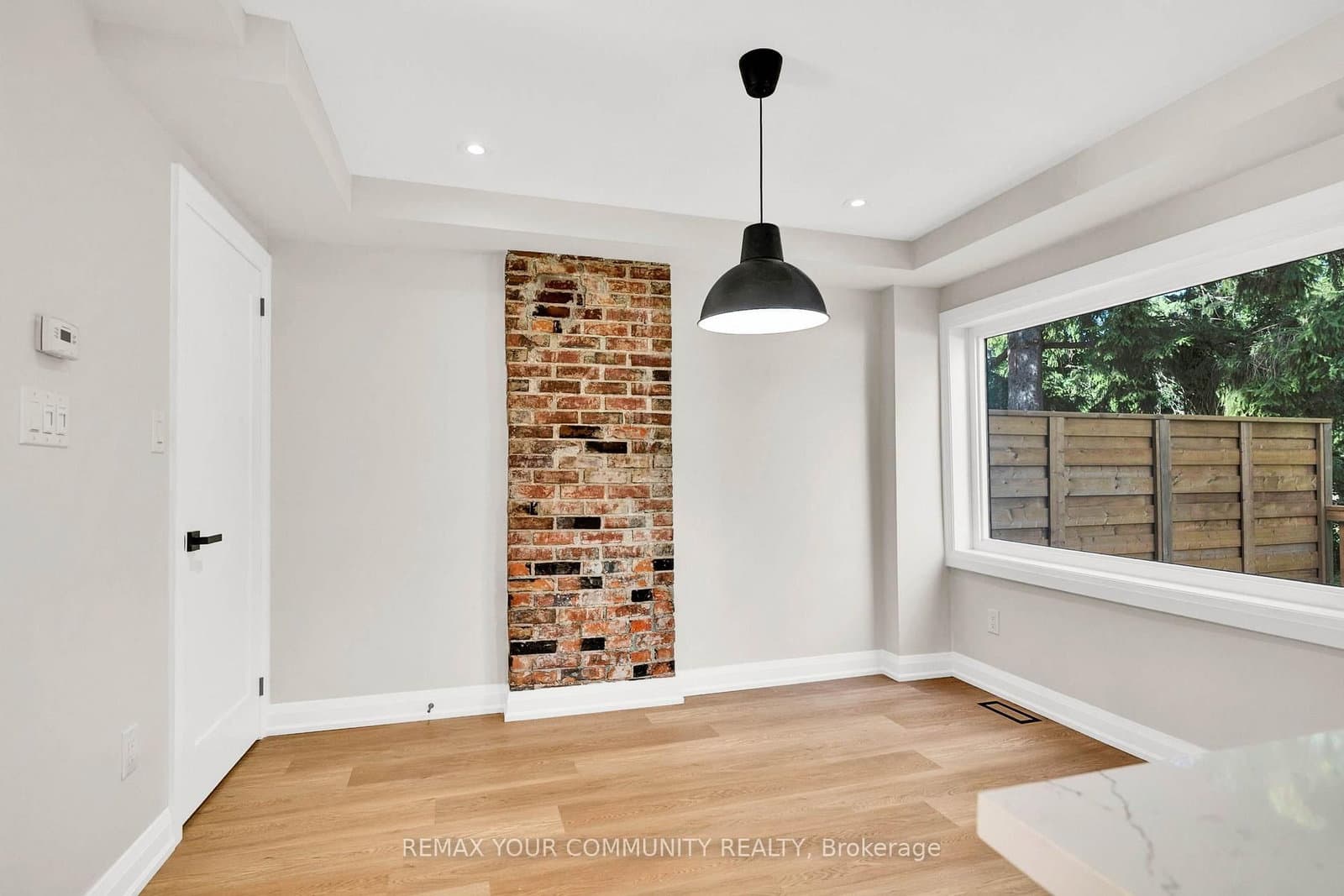 137 Clarence Street thumbnail 13