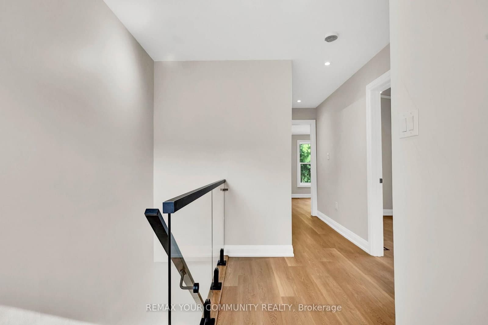 137 Clarence Street thumbnail 16