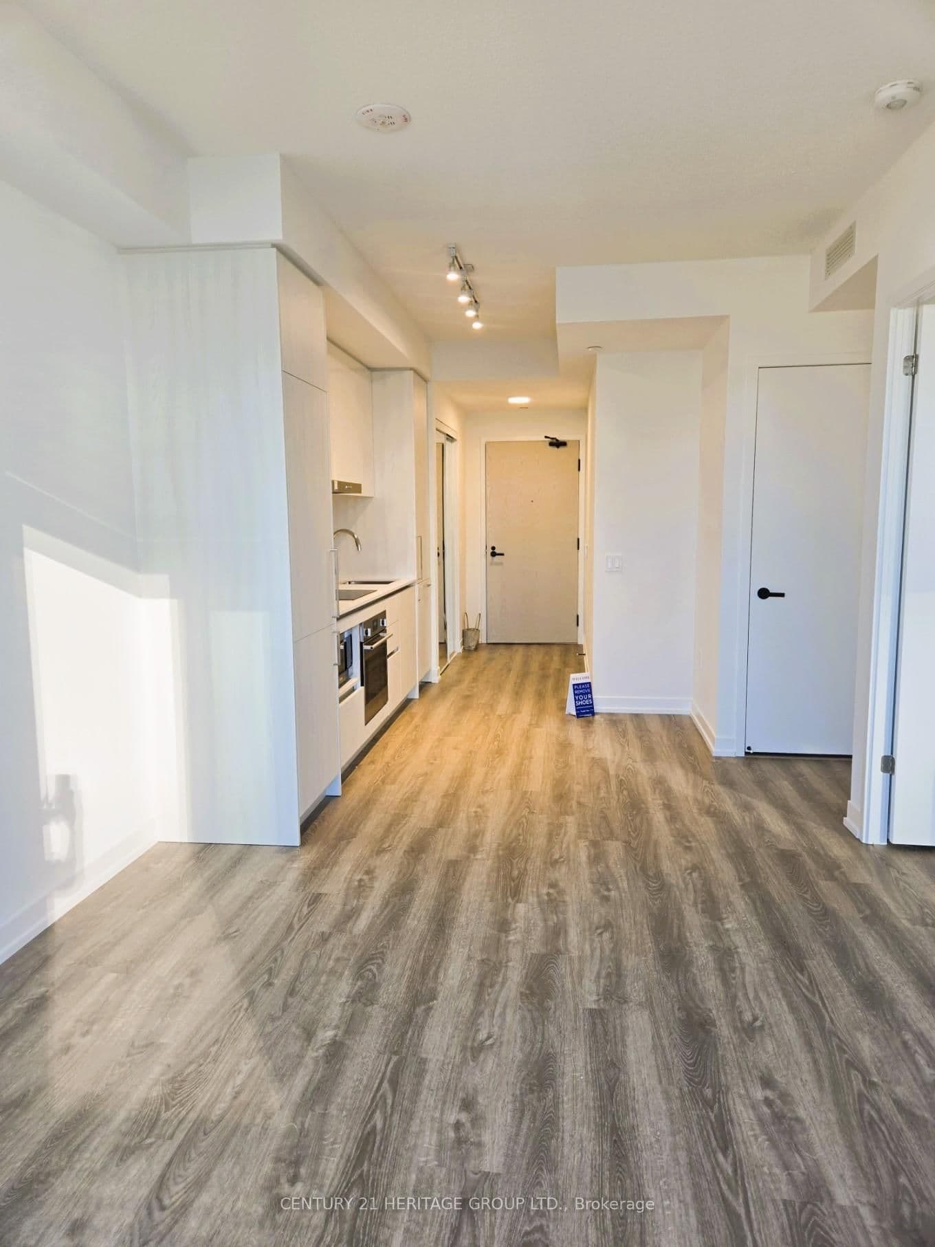 195 Commerce Street, Unit 4901 thumbnail 4