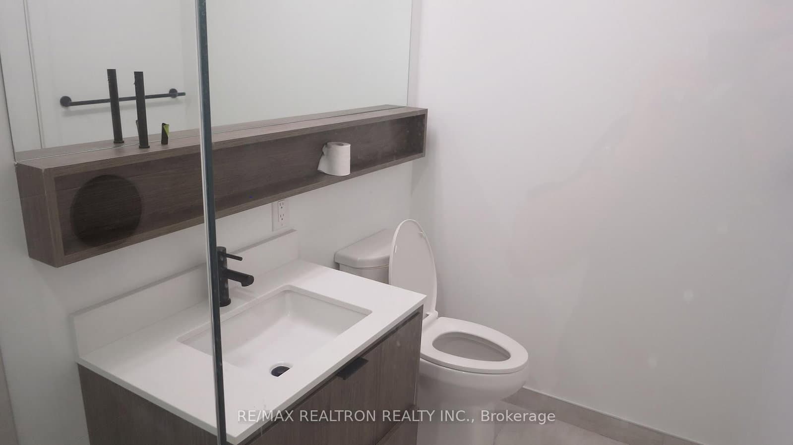 8888 Yonge Street, Unit 508 thumbnail 10