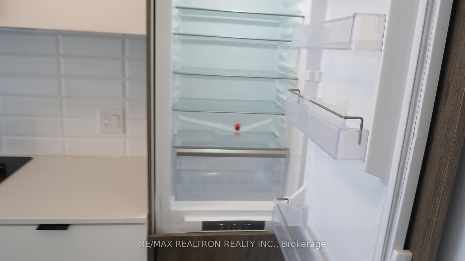 8888 Yonge Street, Unit 508 thumbnail 15