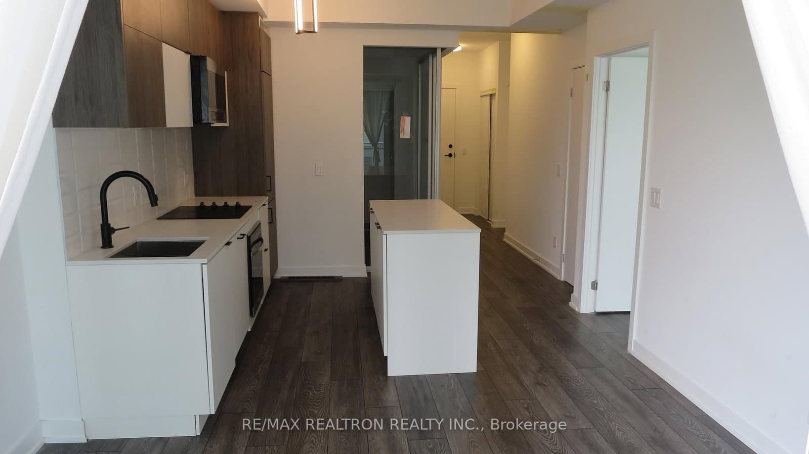 8888 Yonge Street, Unit 508 thumbnail 9