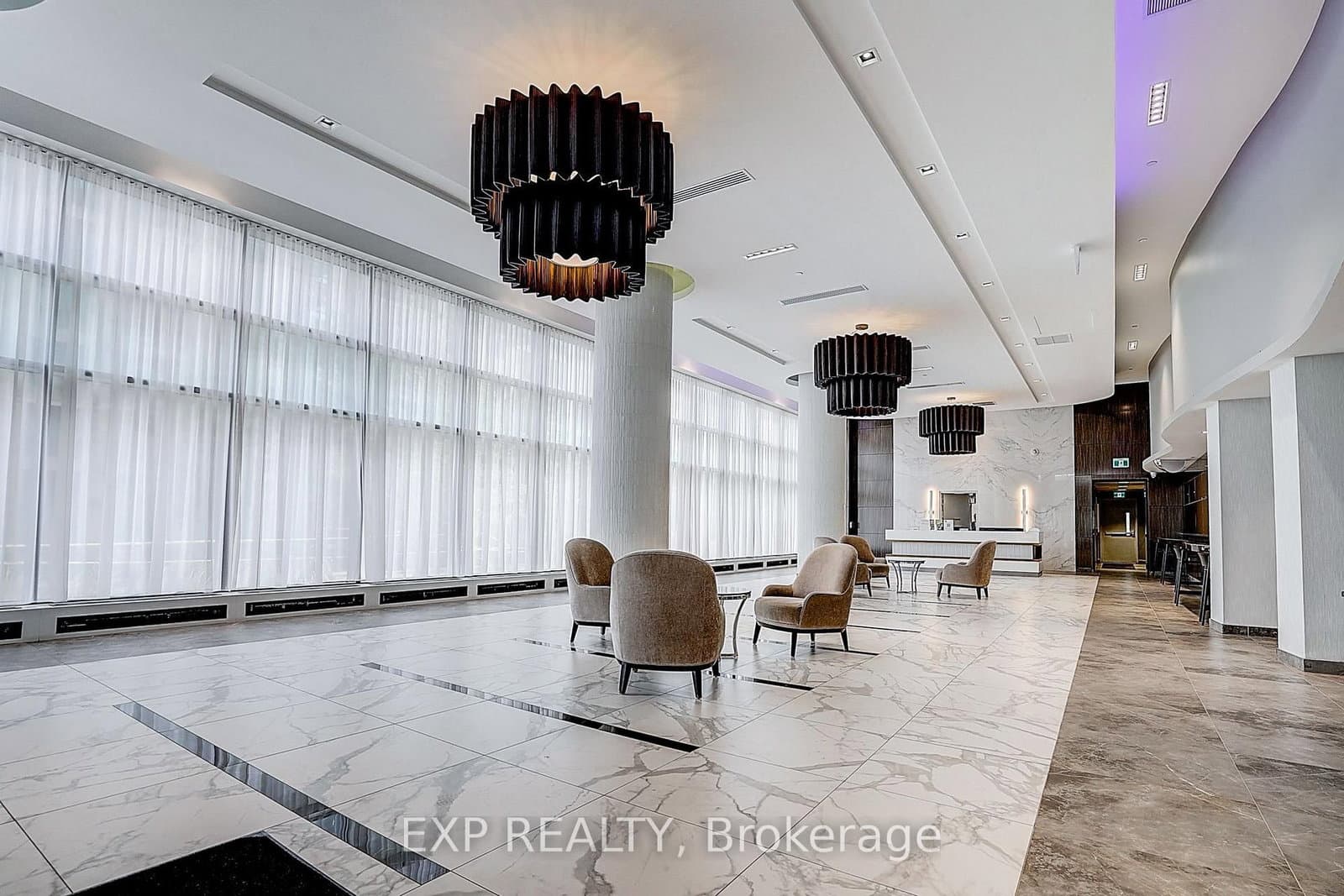 105 Oneida Crescent, Unit 1811 thumbnail 4