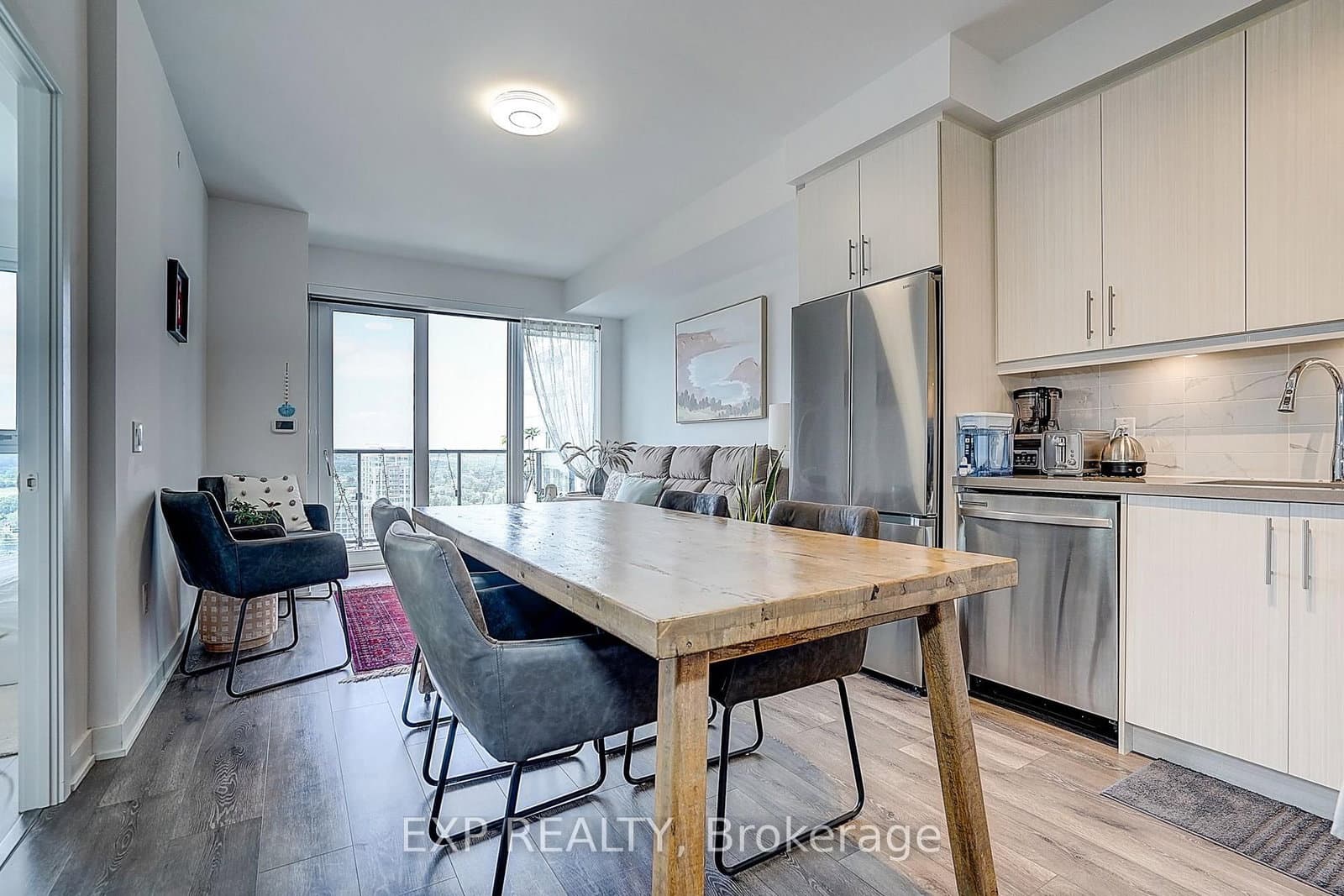 105 Oneida Crescent, Unit 1811 thumbnail 8