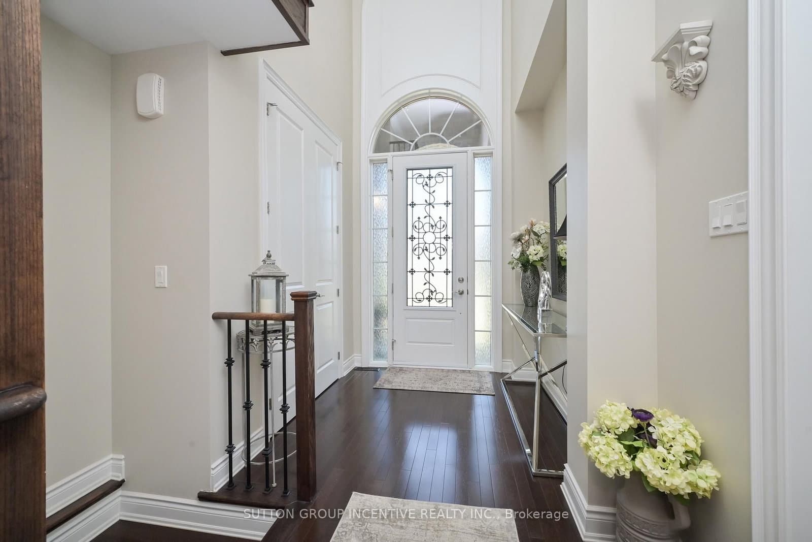 4 Westmount Drive thumbnail 3