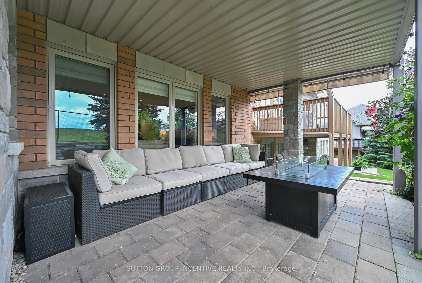 4 Westmount Drive thumbnail 42