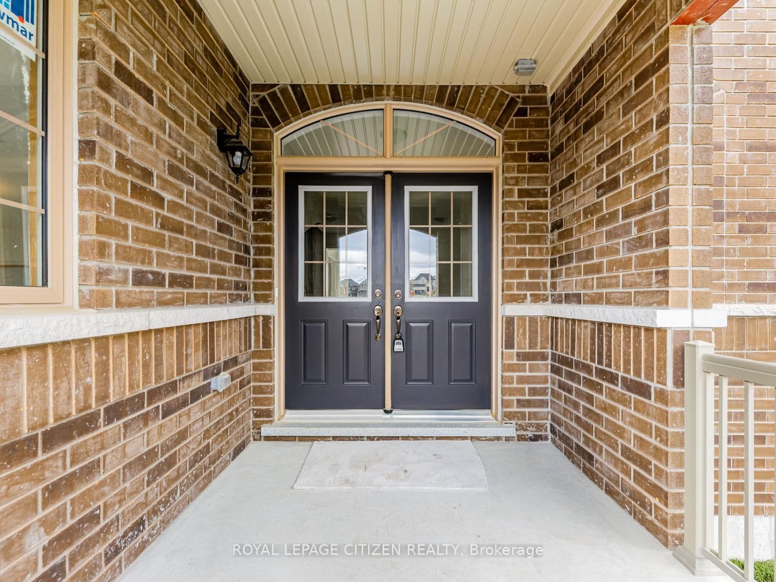 63 Fenn Crescent thumbnail 3