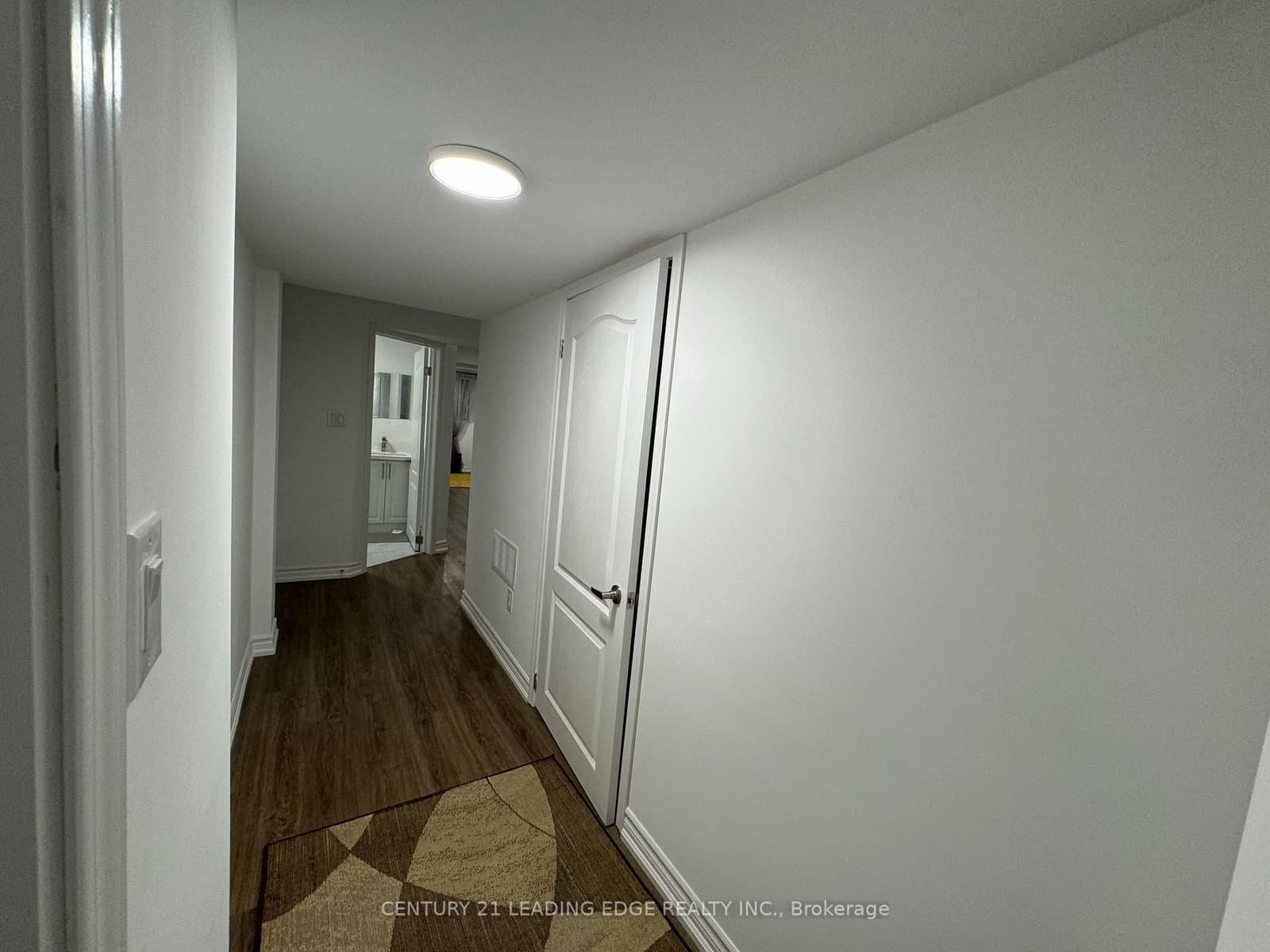97 Revelstoke Crescent, Unit Basement thumbnail 4